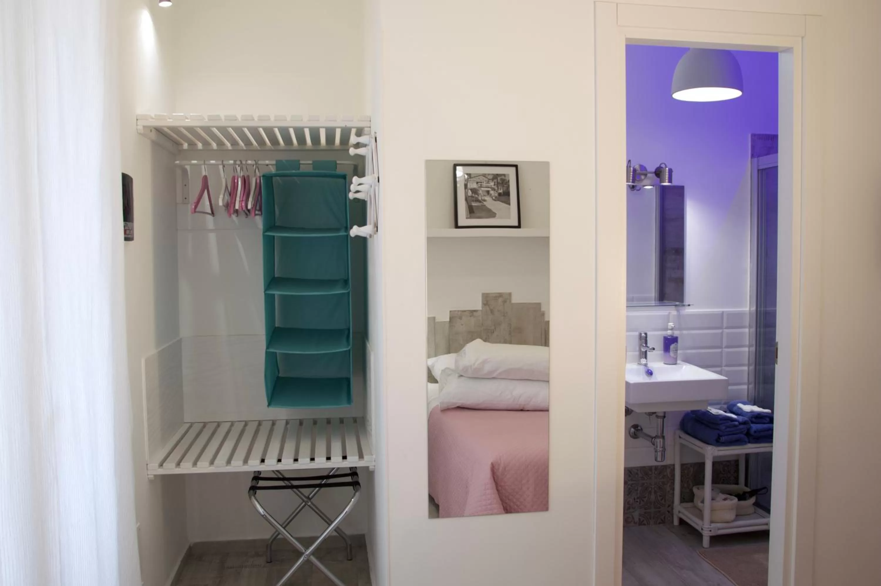 Bathroom, Bed in Villa Volli Three Rooms