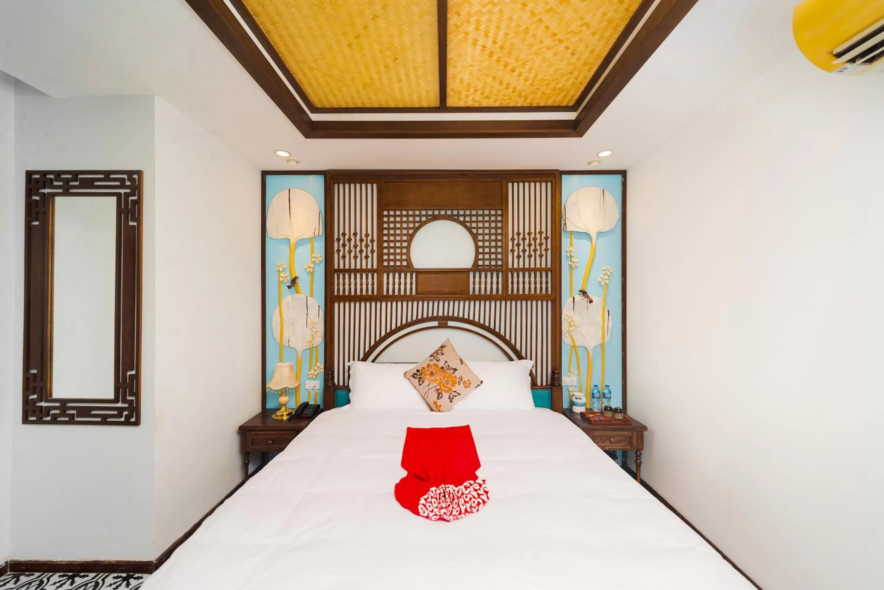 Bed in Veshia Hotel & Spa