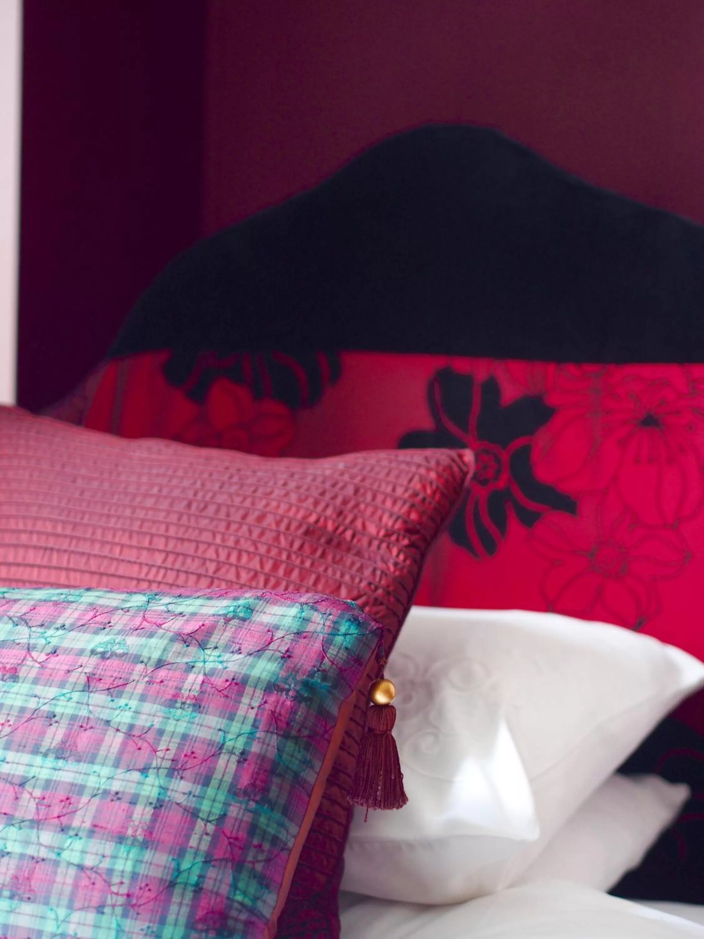 Bedroom, Bed in Wrangham House