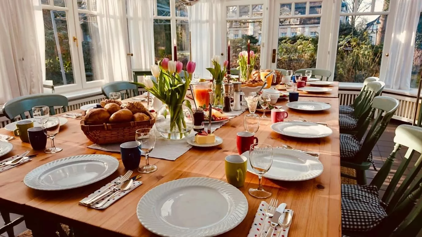 Continental breakfast in Gästehaus Schloss Bothmer
