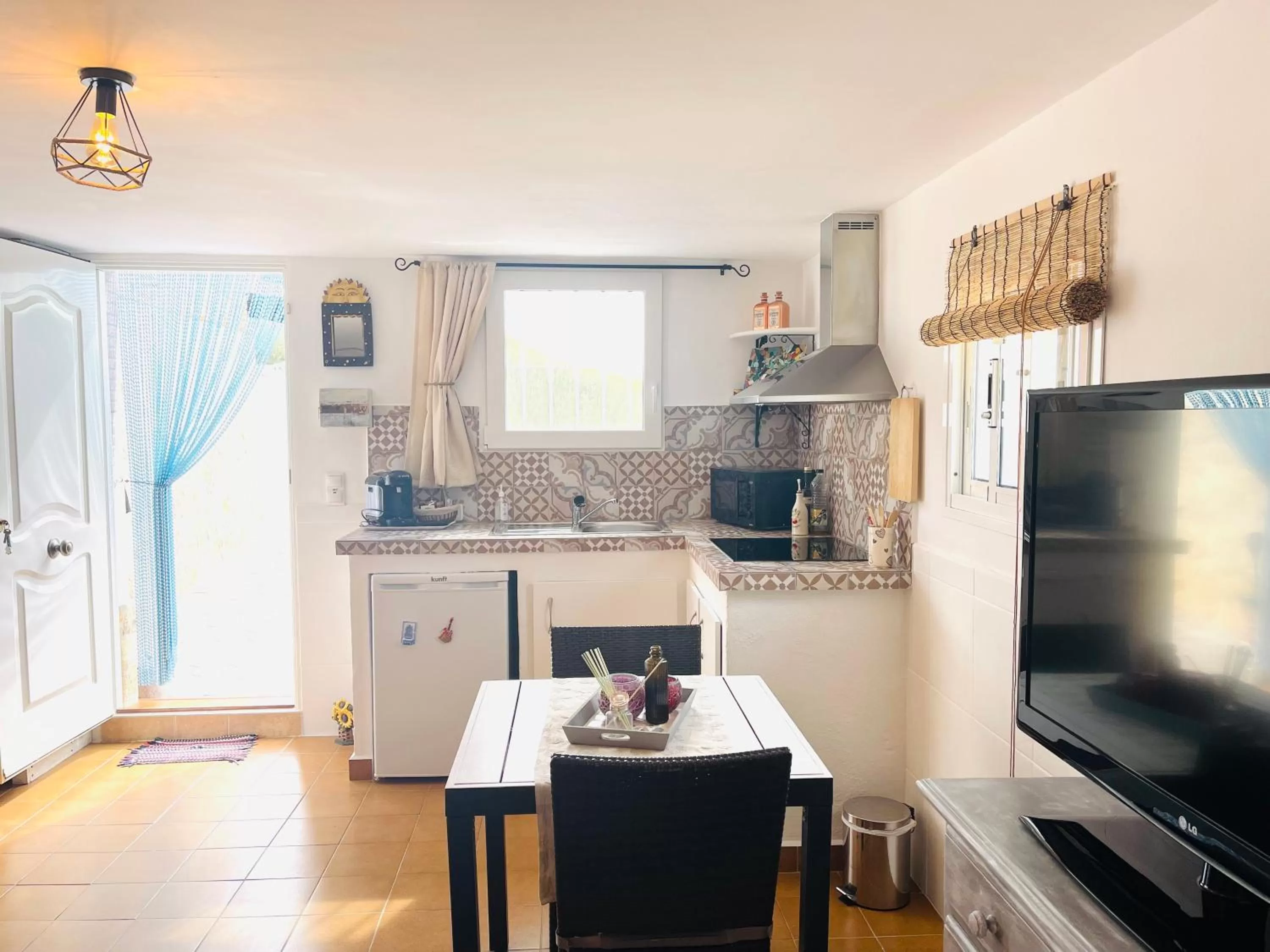 Kitchen/Kitchenette in Casira, studios en kamers,Viñuela, Costa Del Sol