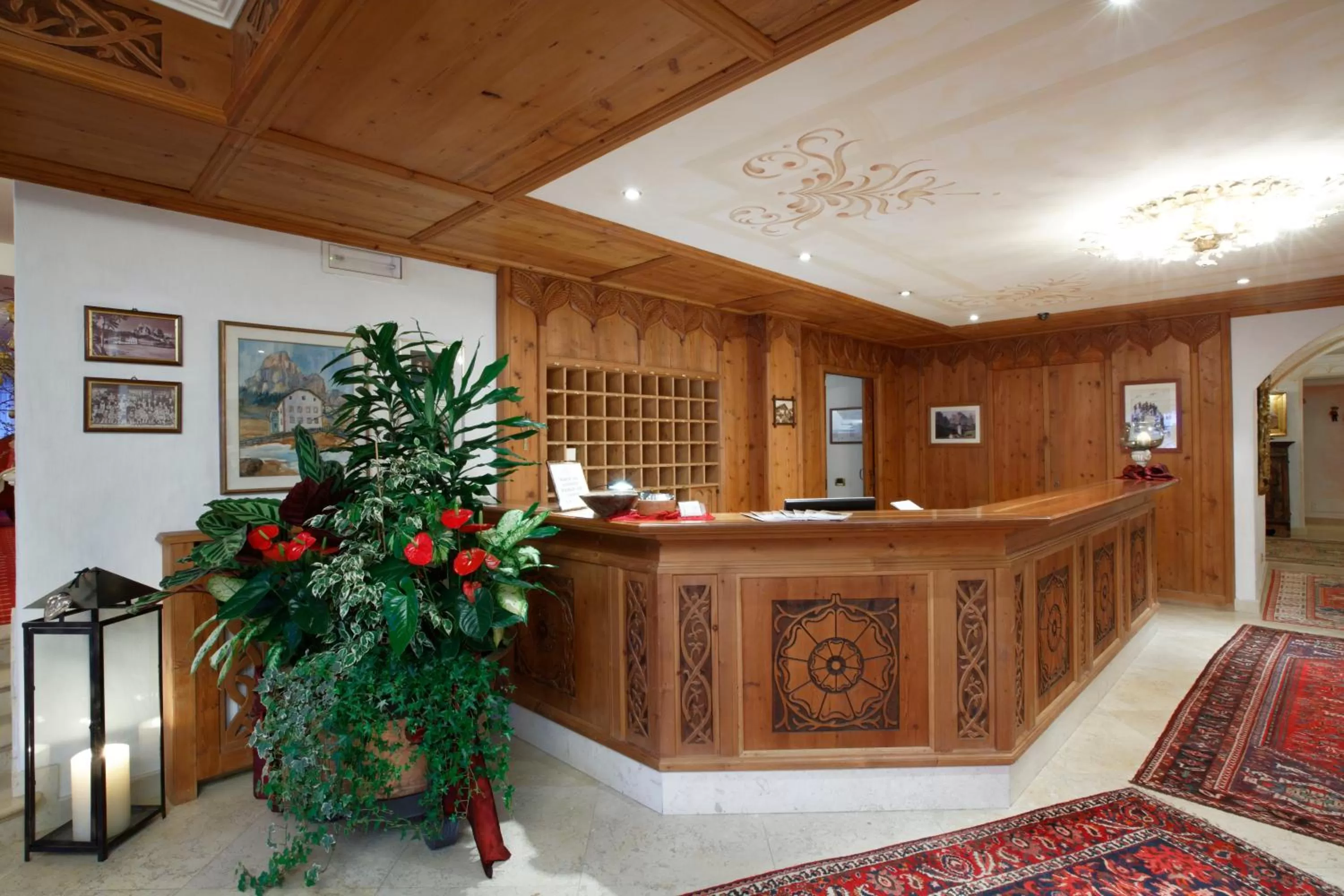 Lobby or reception in Hotel Sassongher