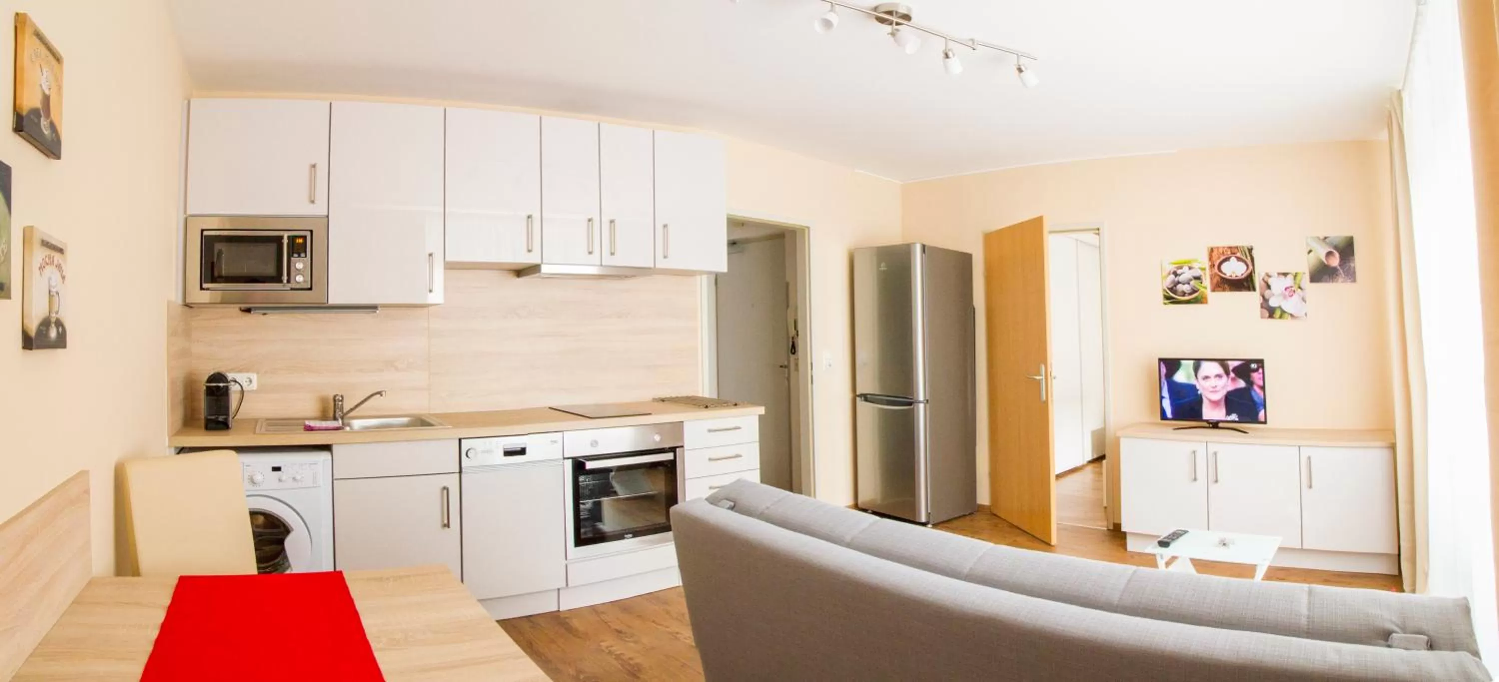 TV and multimedia in Residenz Donaucity