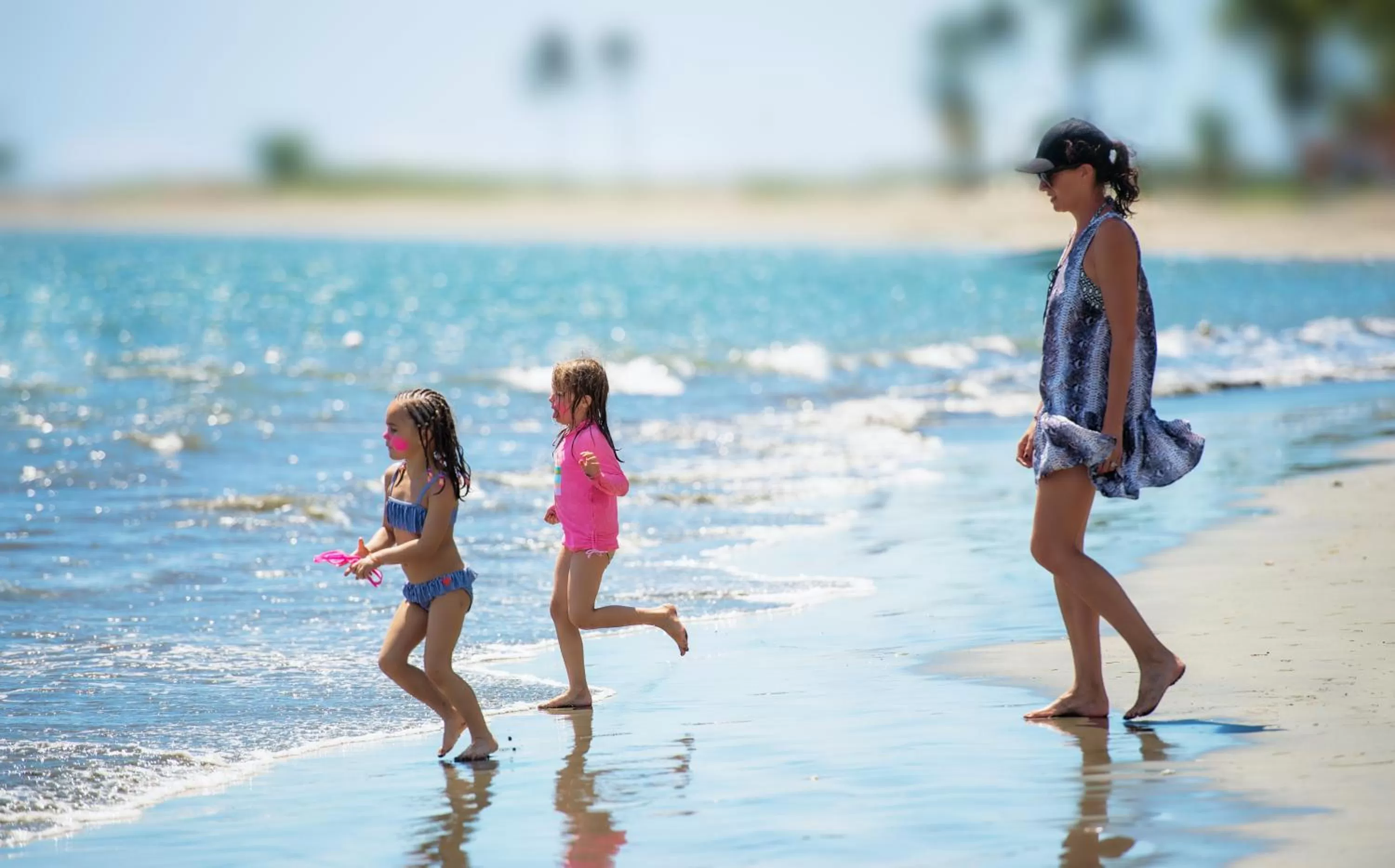 Beach in Radisson Blu Resort Fiji