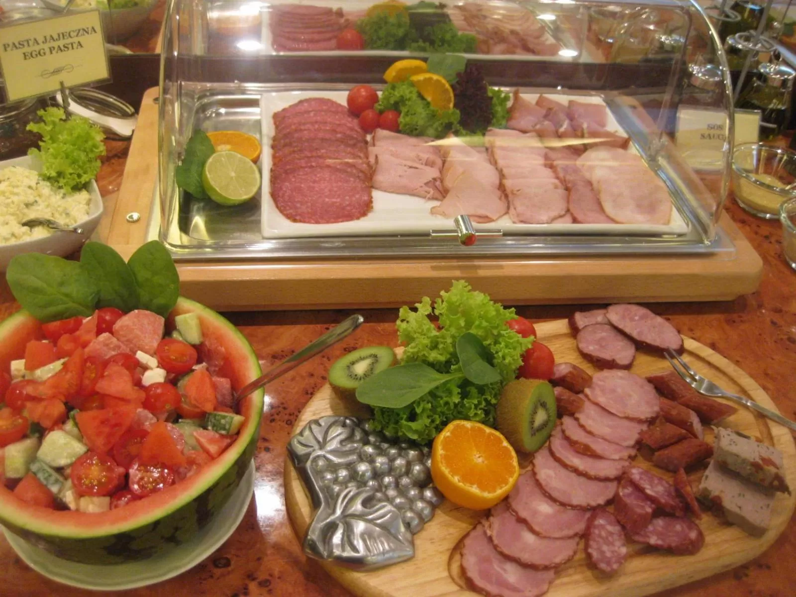 Buffet breakfast in Kobza Haus Old Town