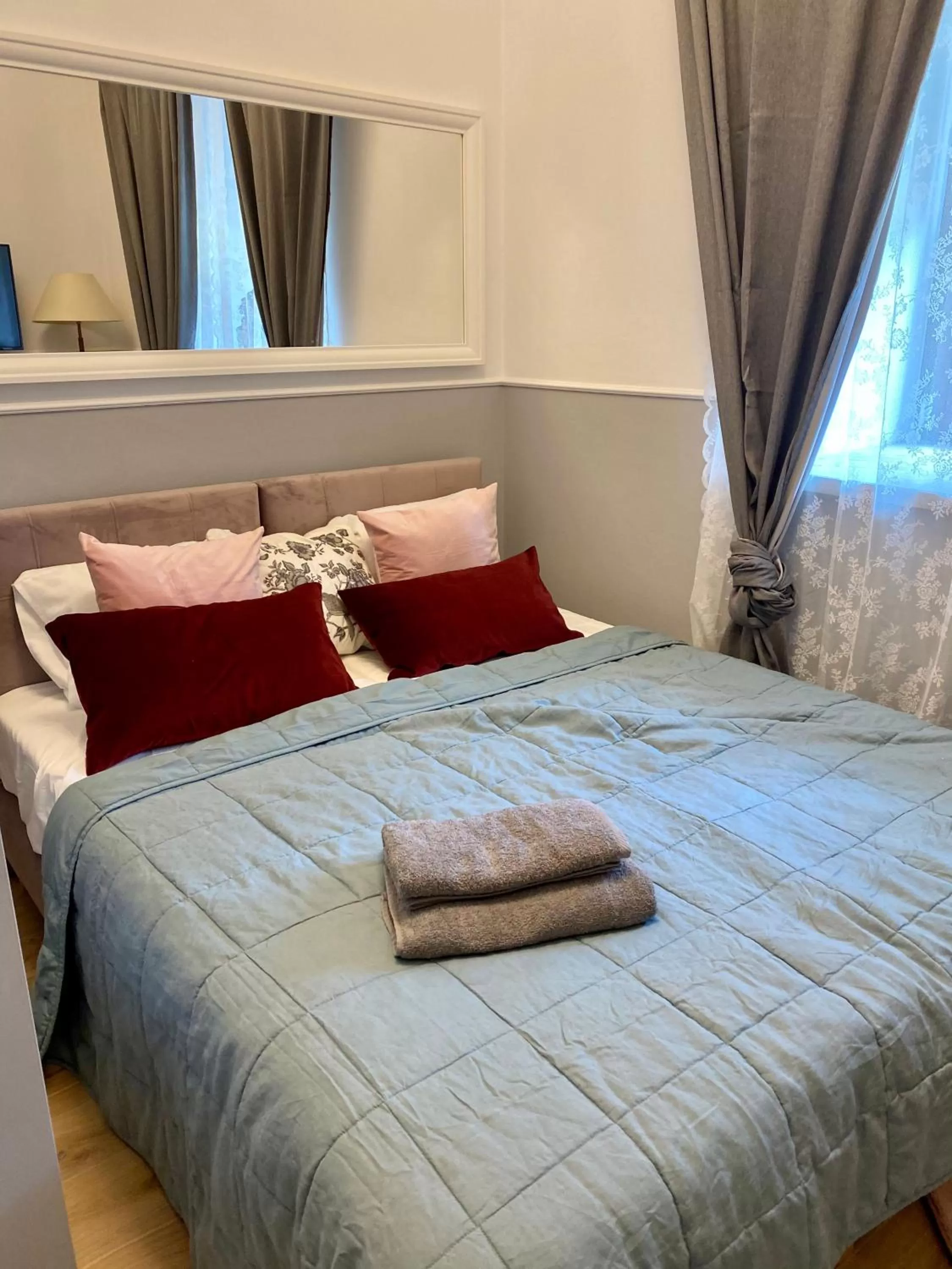 Bed in Pokoje w Starej Karczmie - by Upstairs