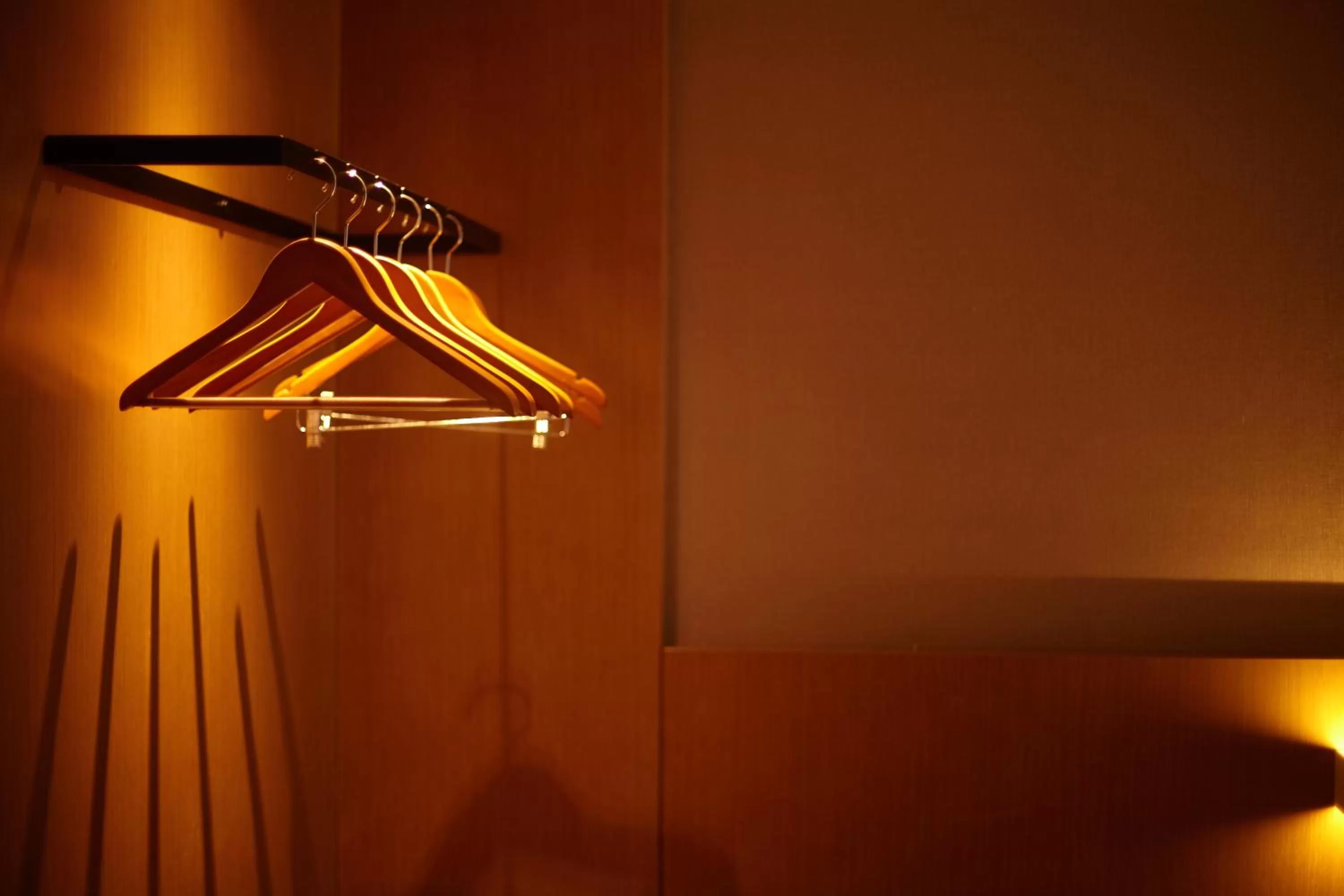 Photo of the whole room in Holiday Inn Express Hangzhou East Station by IHG