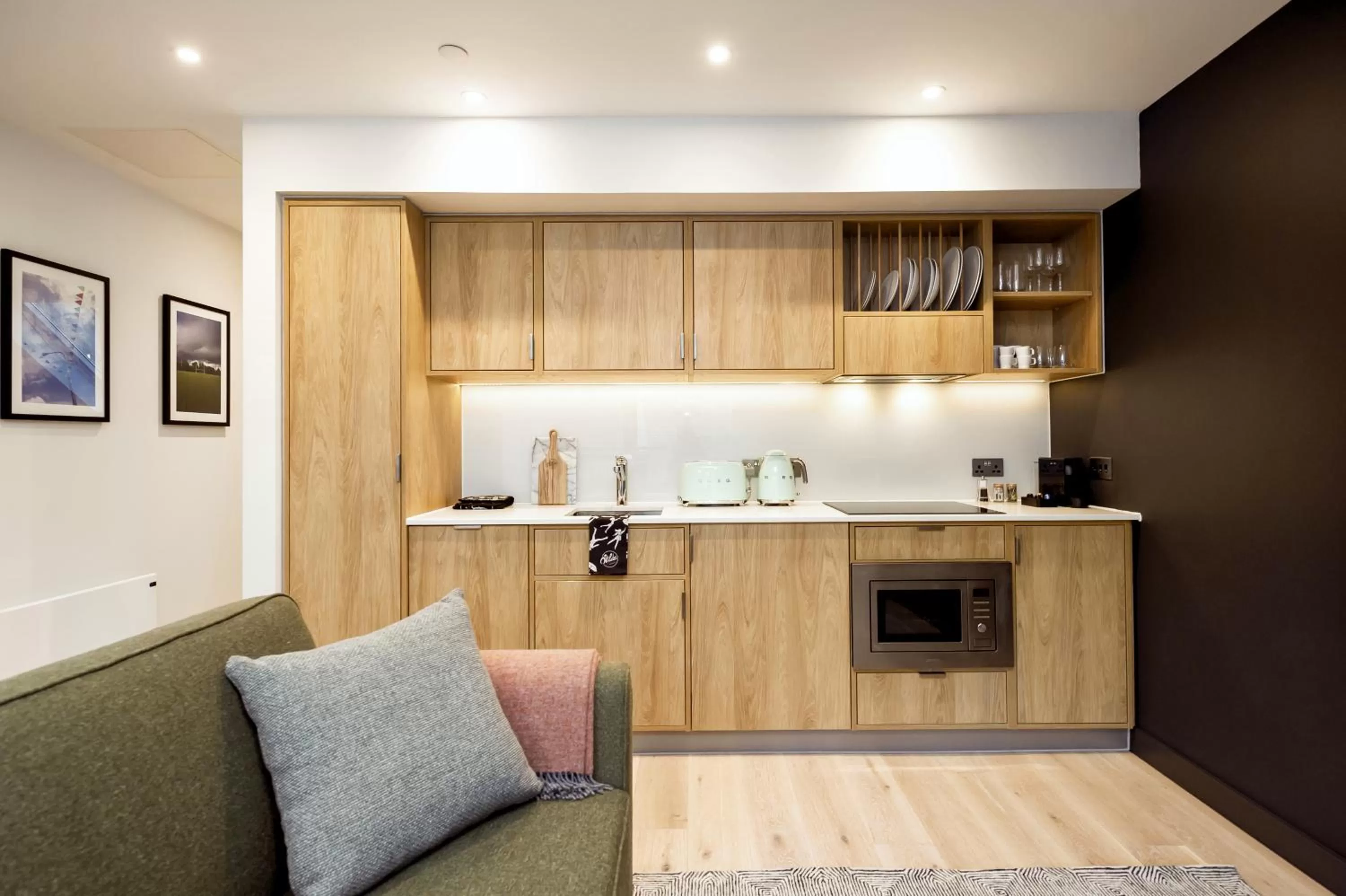 Kitchen or kitchenette in Wilde Aparthotels Edinburgh Grassmarket