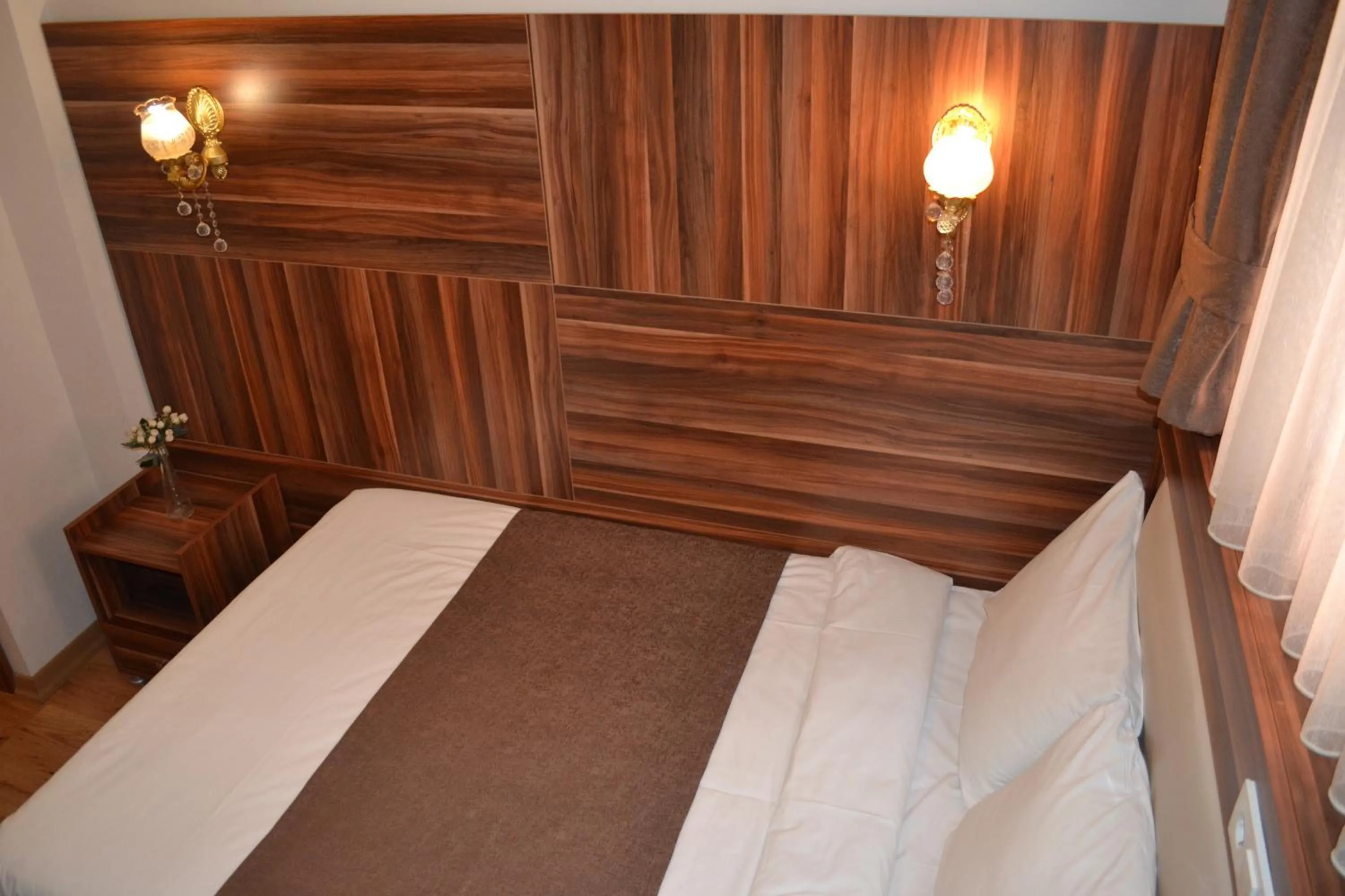 Bedroom, Bed in New Fatih Hotel