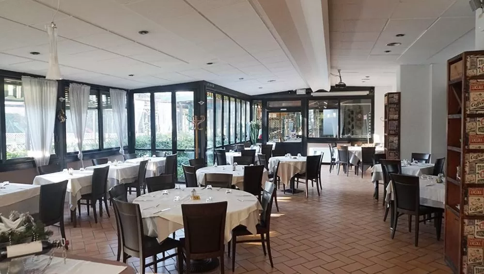 Restaurant/places to eat in Hotel Sporting Brugherio