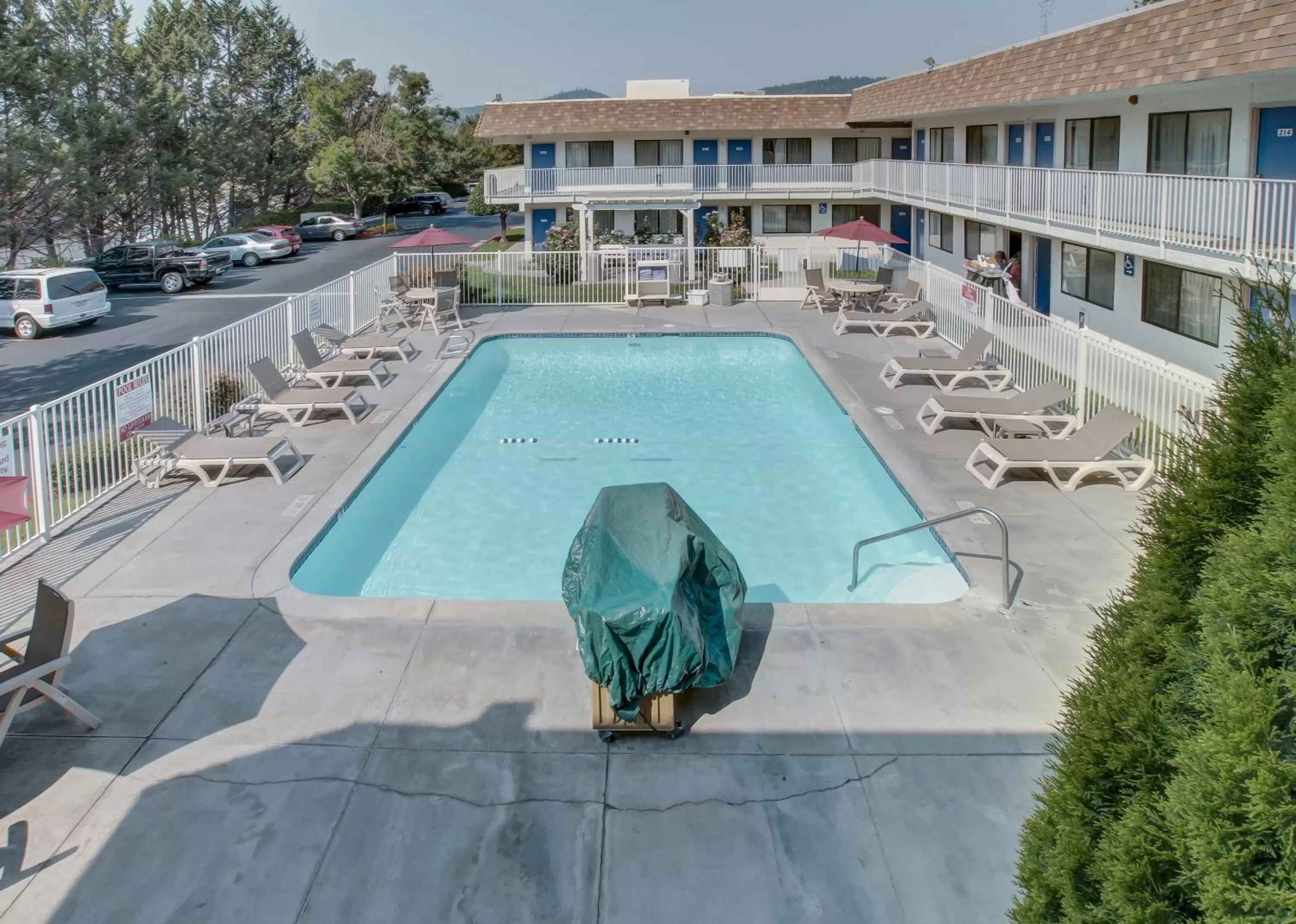 Decorative detail in Motel 6-Grants Pass, OR