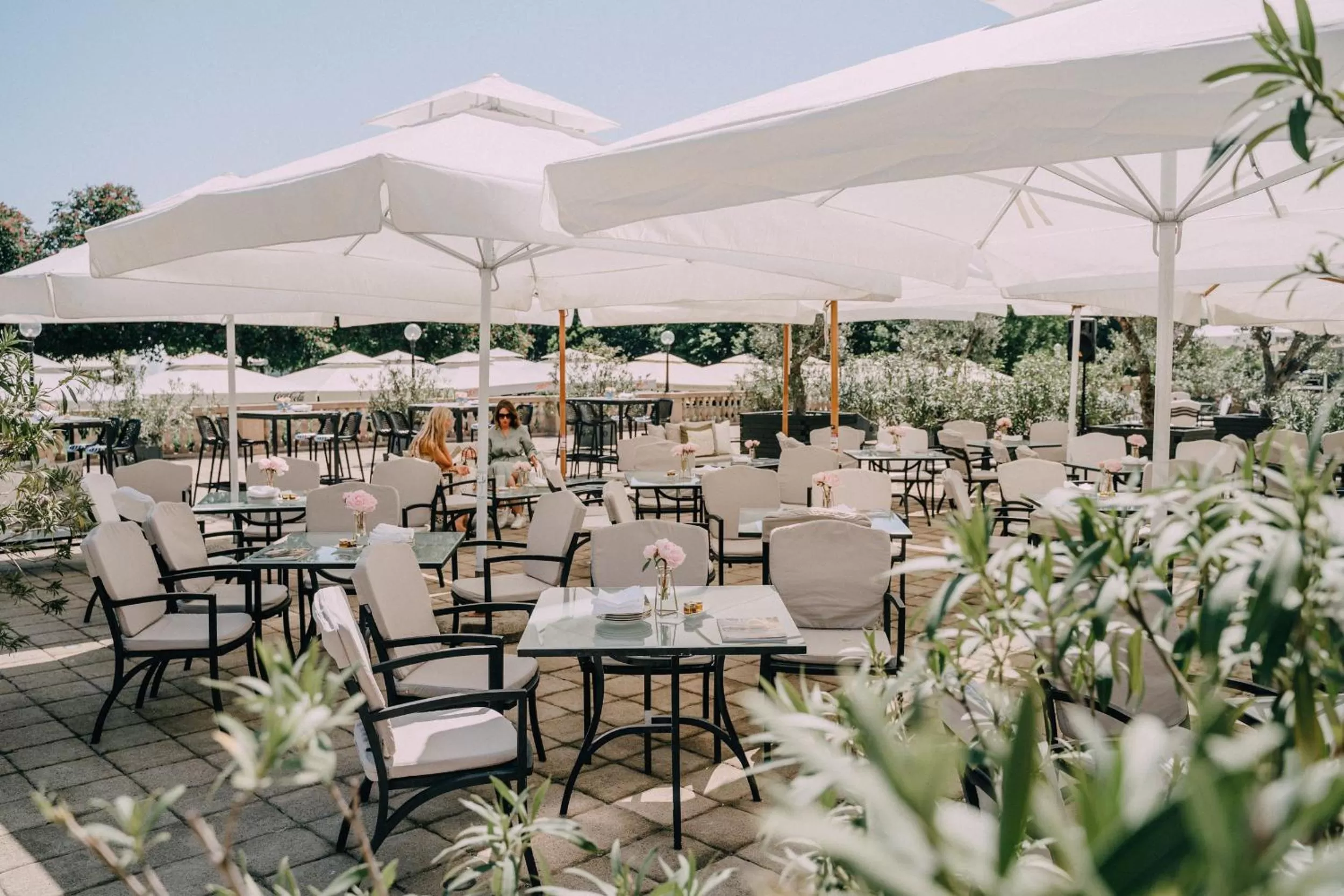 Restaurant/places to eat in Esplanade Zagreb Hotel