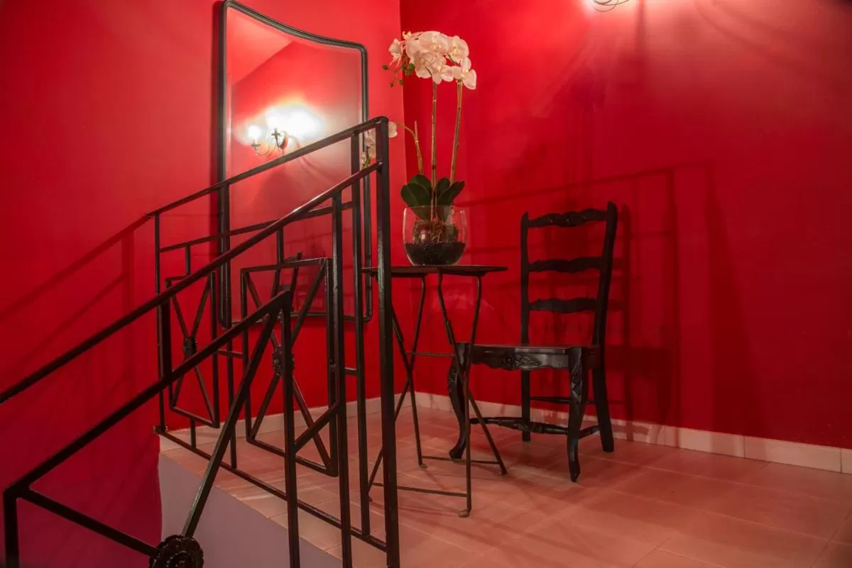 Property building in Hotel du Forum