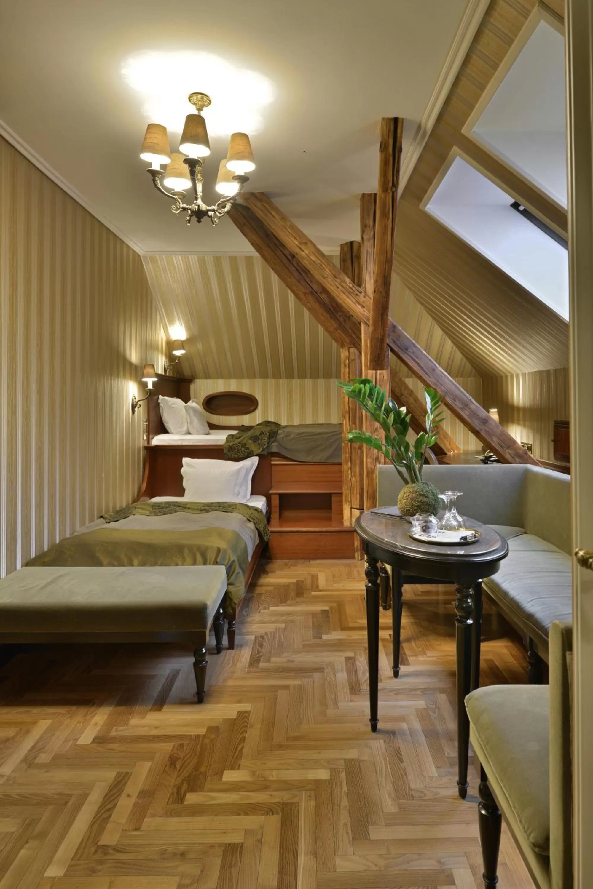 Photo of the whole room, Bed in Gerlóczy Boutique Hotel