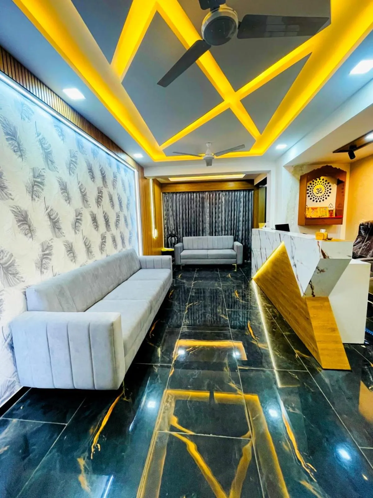 Seating area in Hotel Alexa