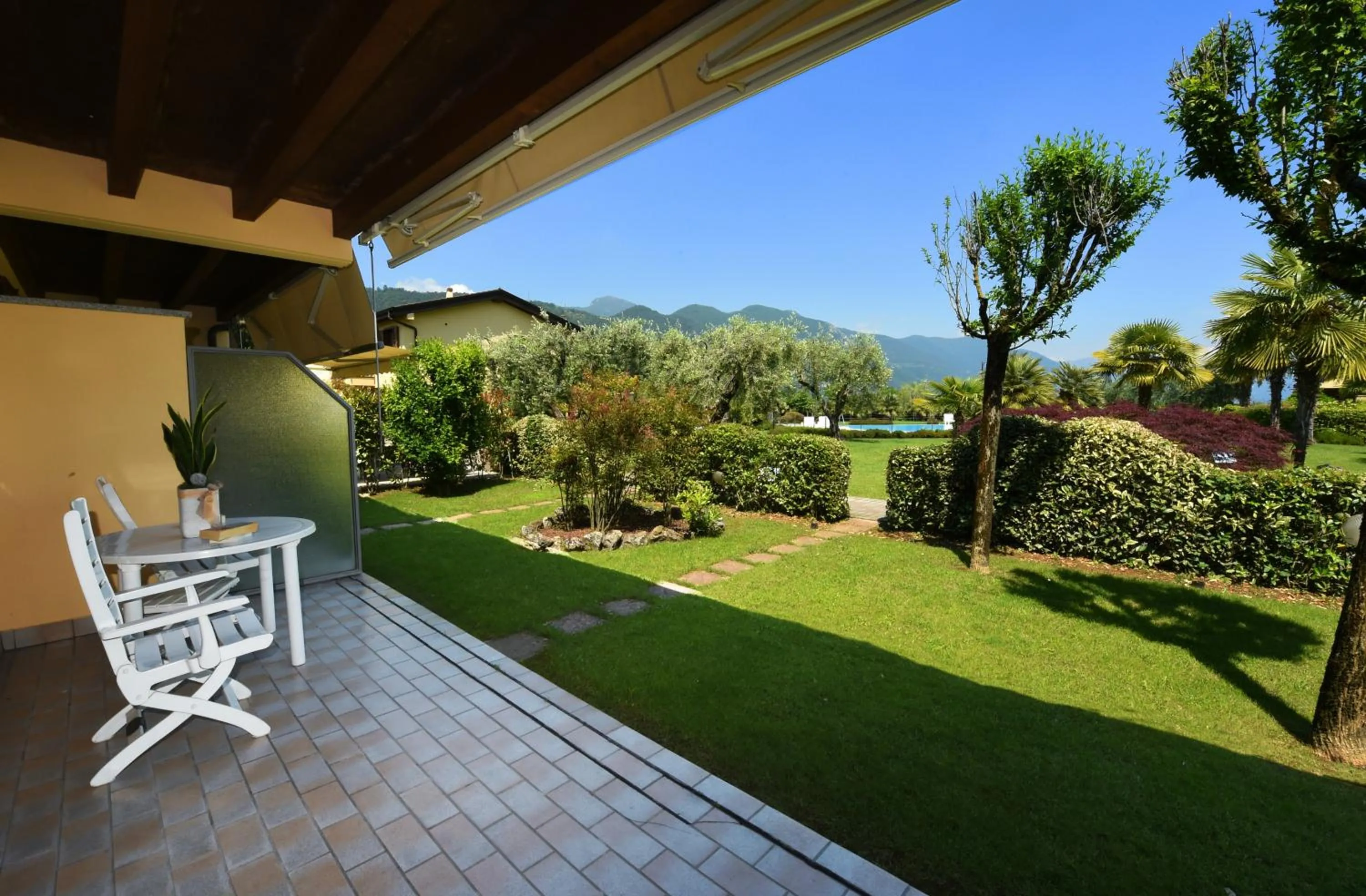 Patio in Ulivi Hotel & Residence