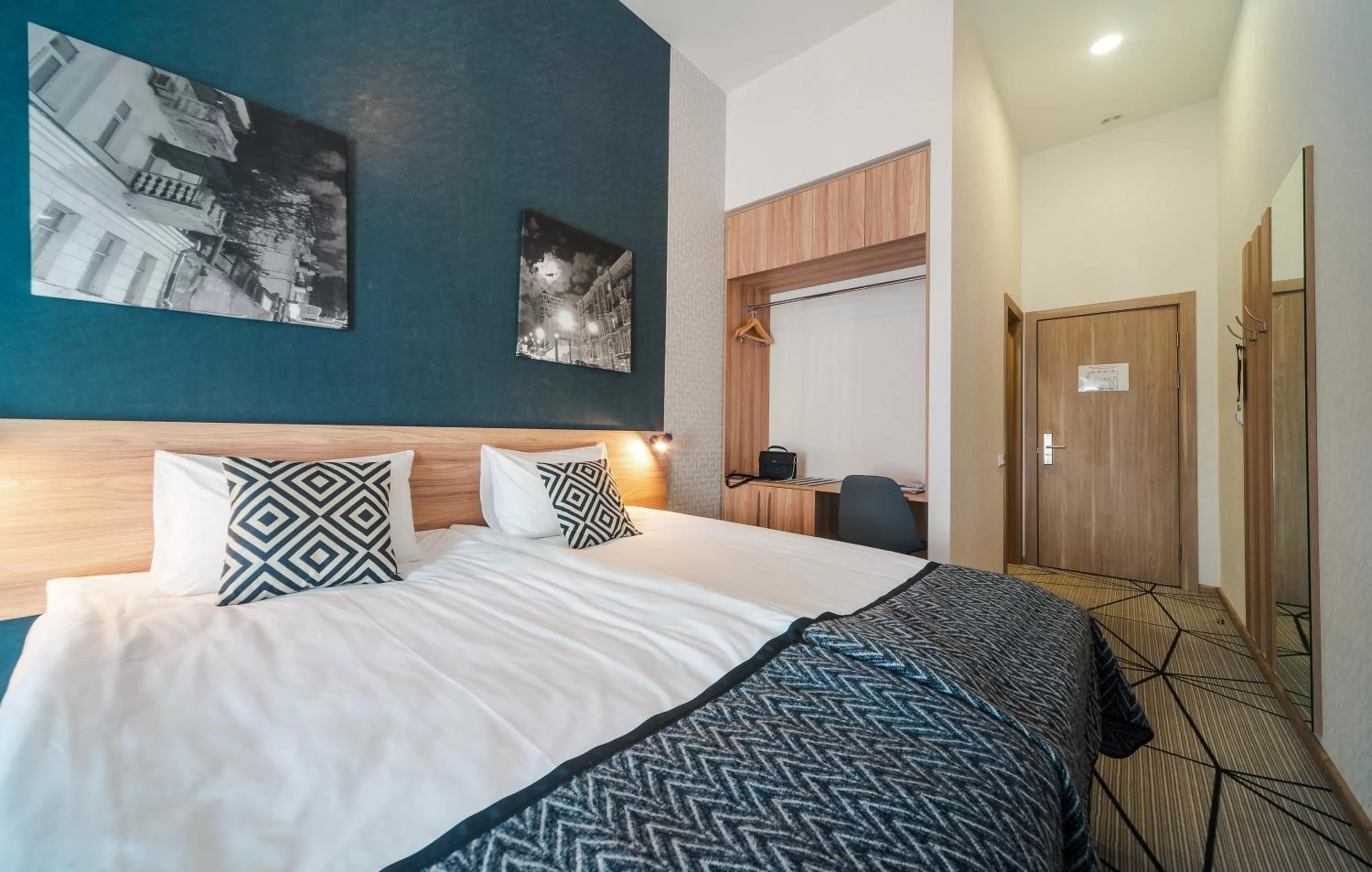 Photo of the whole room, Bed in Amarant Urban Hotel by CHM