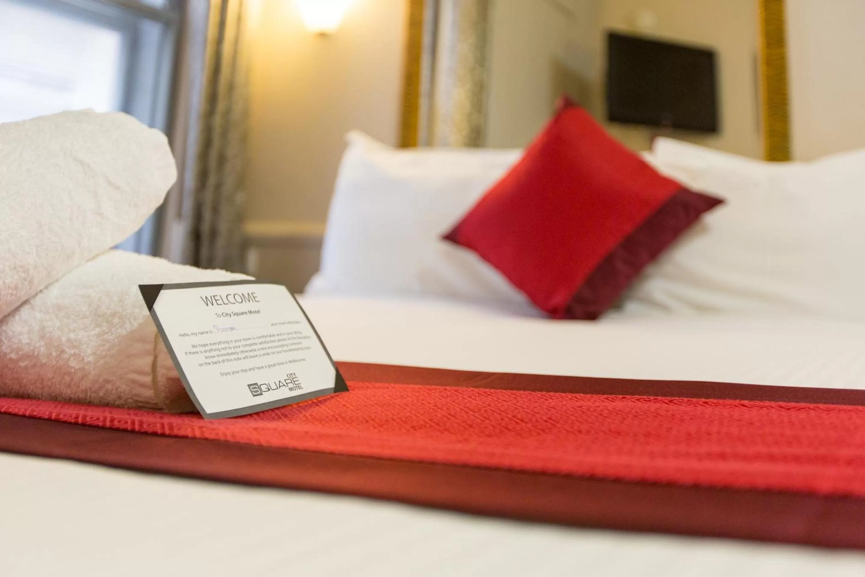 Bed in City Square Motel