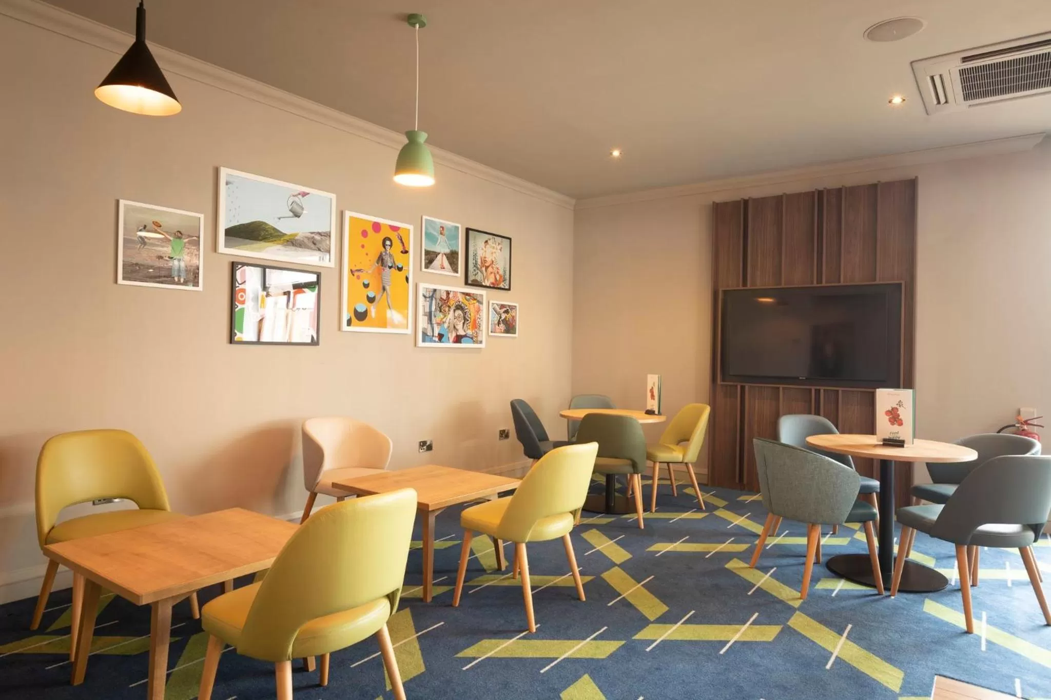 Property building in Holiday Inn Basildon by IHG