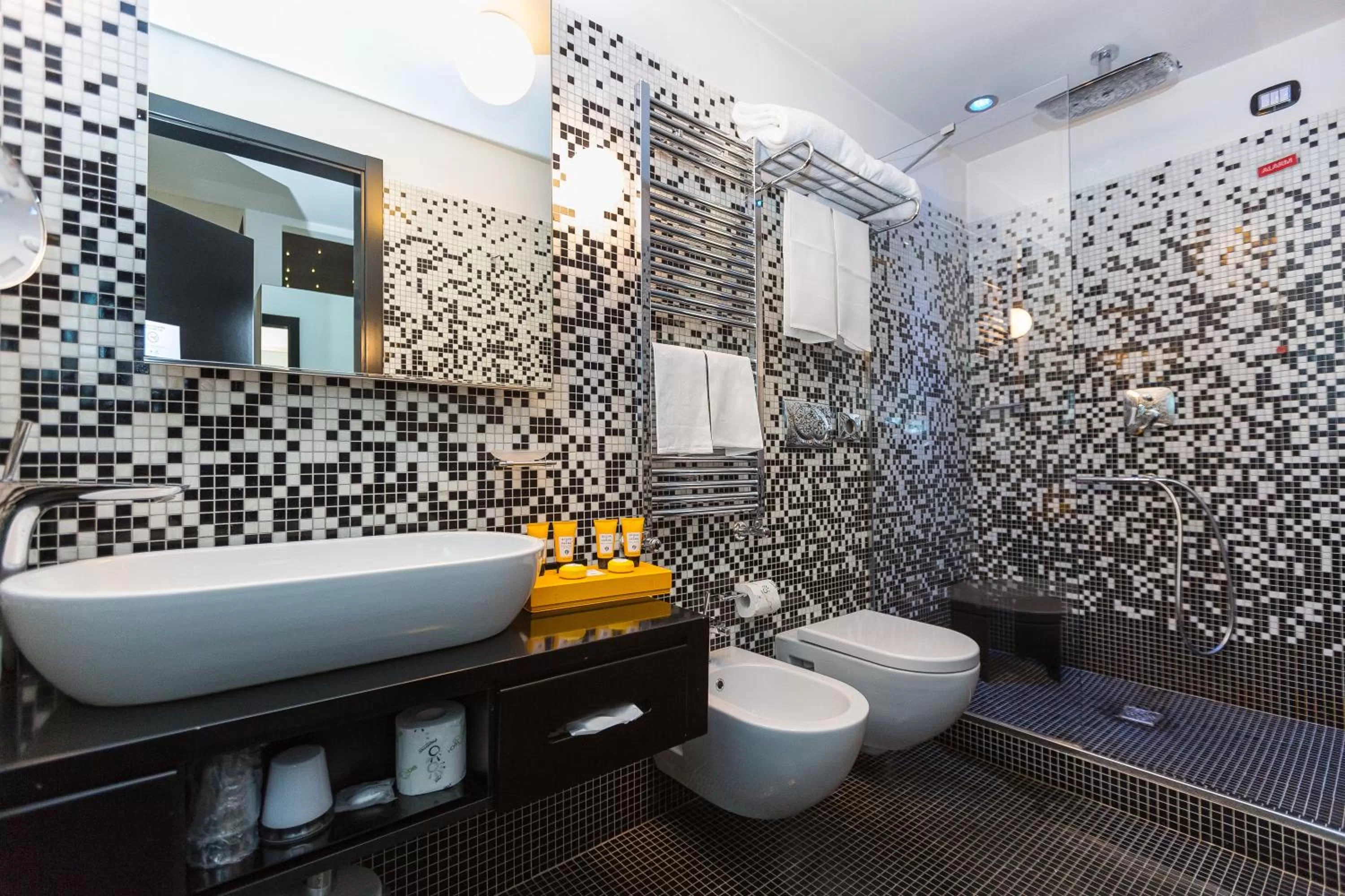 Bathroom in JC Hotel