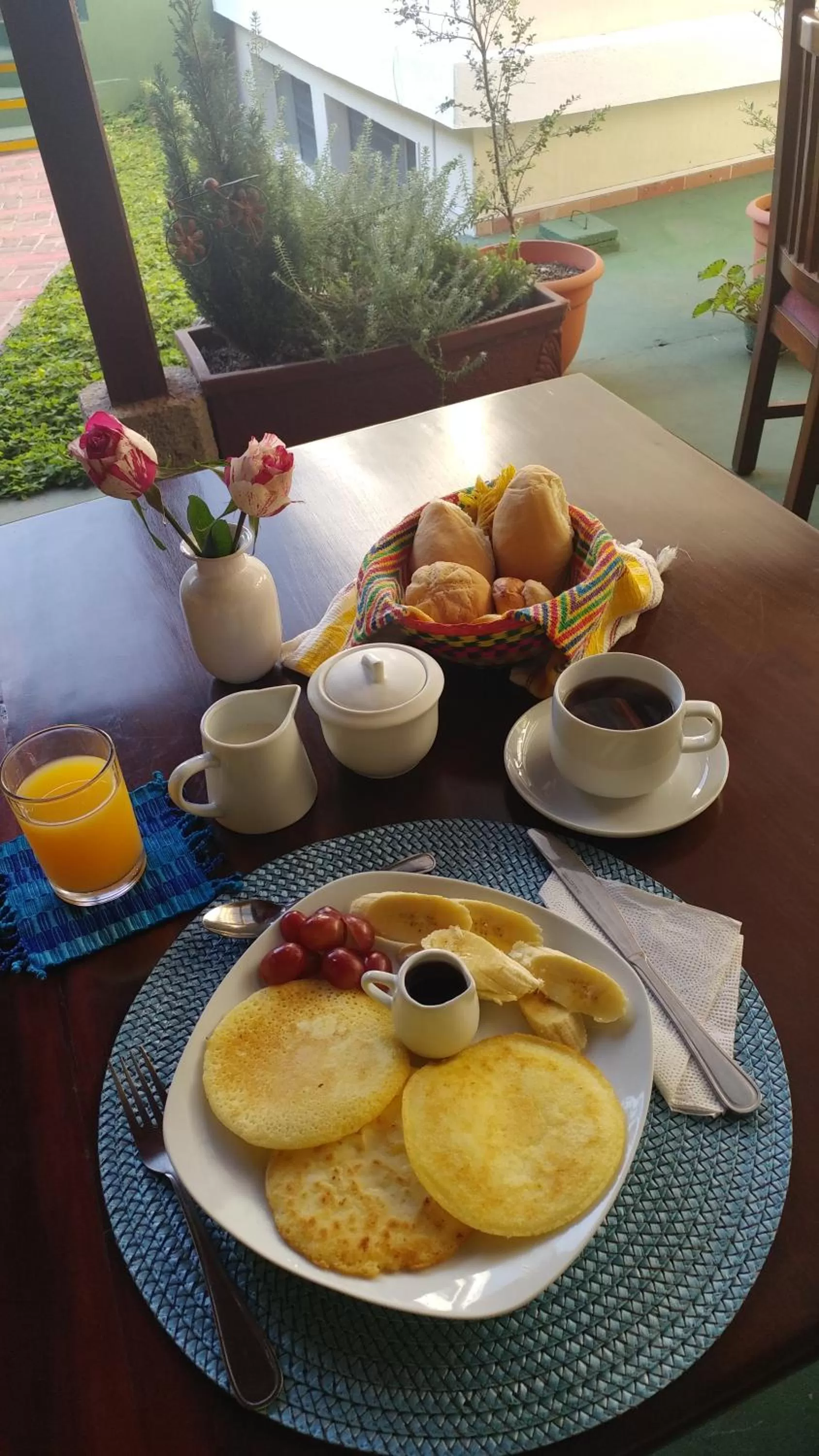 Breakfast in Hostal Donde Regina