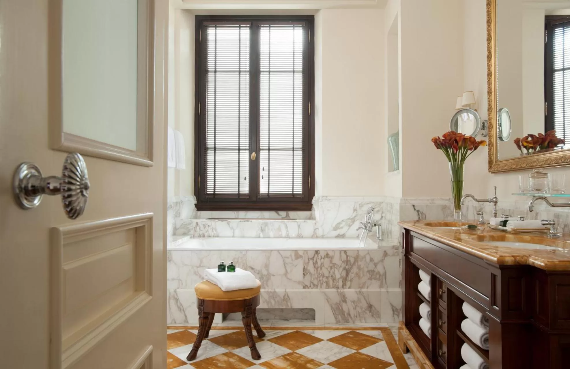 Bathroom in Four Seasons Hotel Firenze