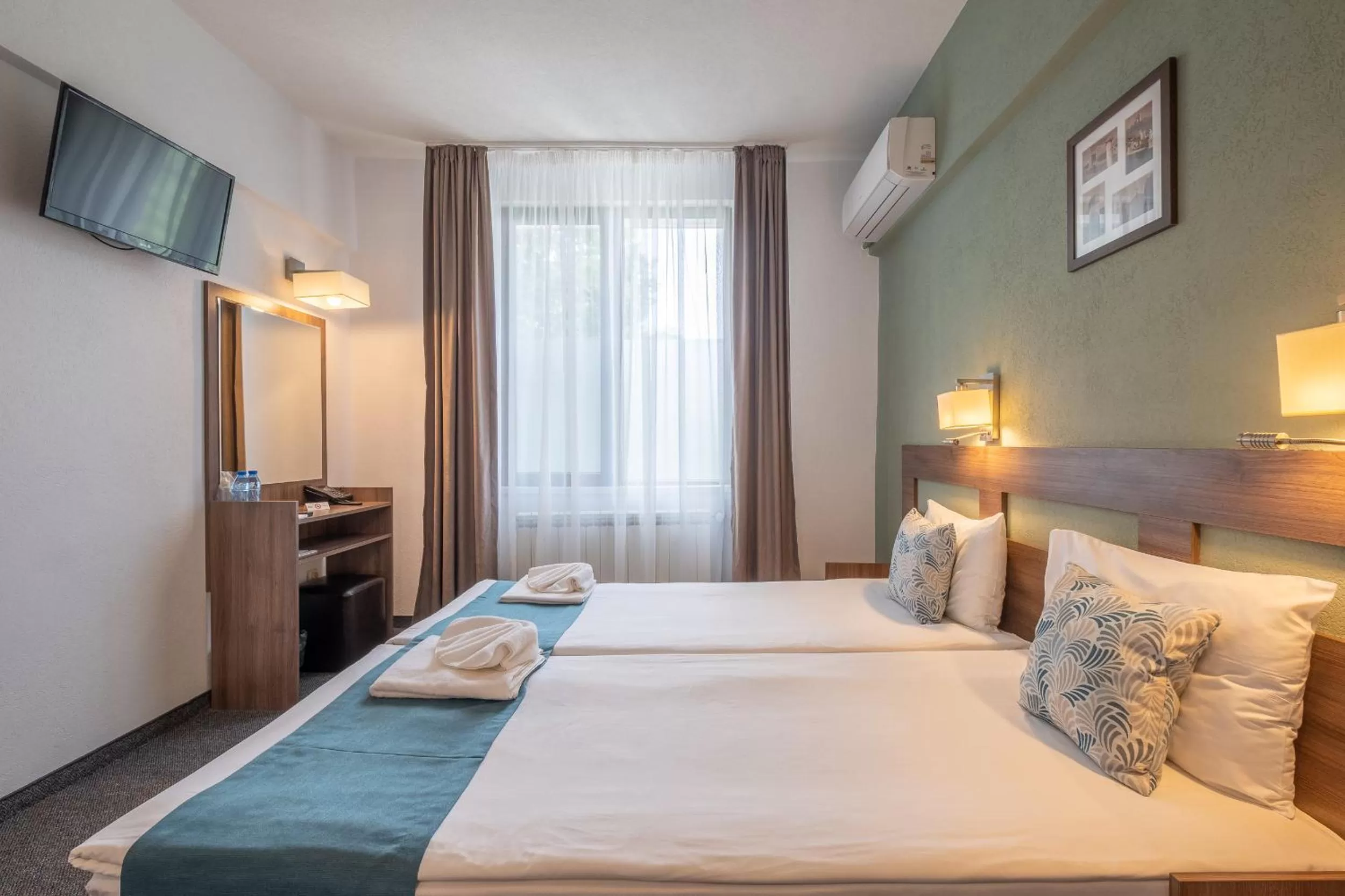 Photo of the whole room, Bed in Park Hotel Asenevtsi