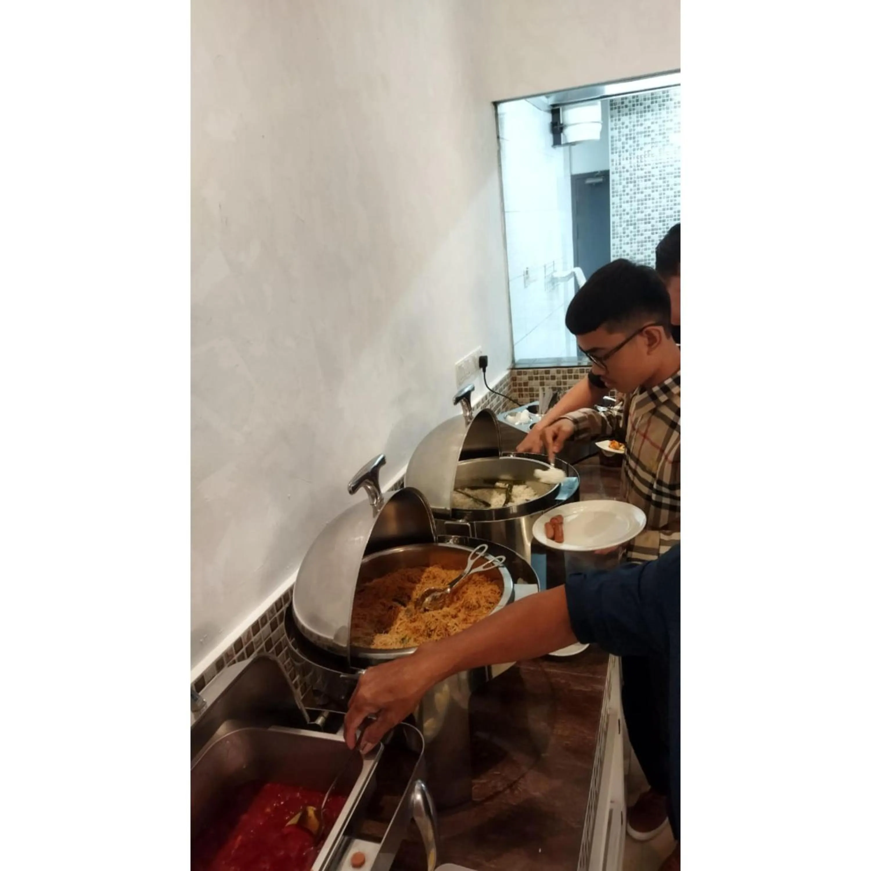 Restaurant/places to eat in Sandpiper Hotel Kuala Lumpur