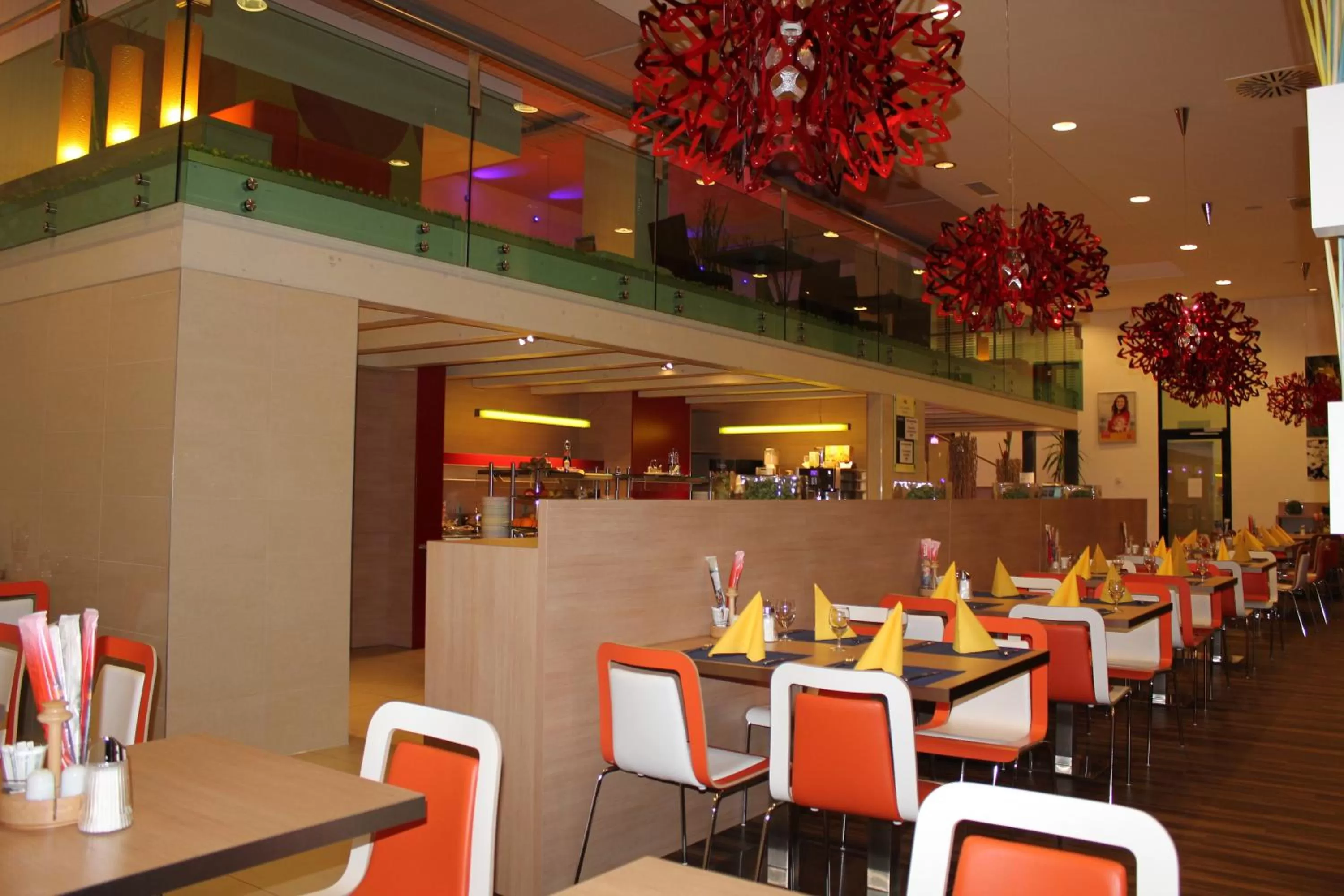 Restaurant/places to eat in Ibis Wien Messe