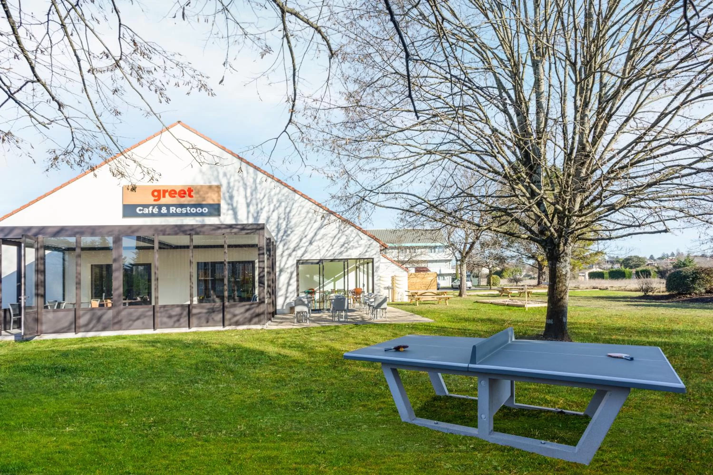 Patio in greet hôtel Angoulême