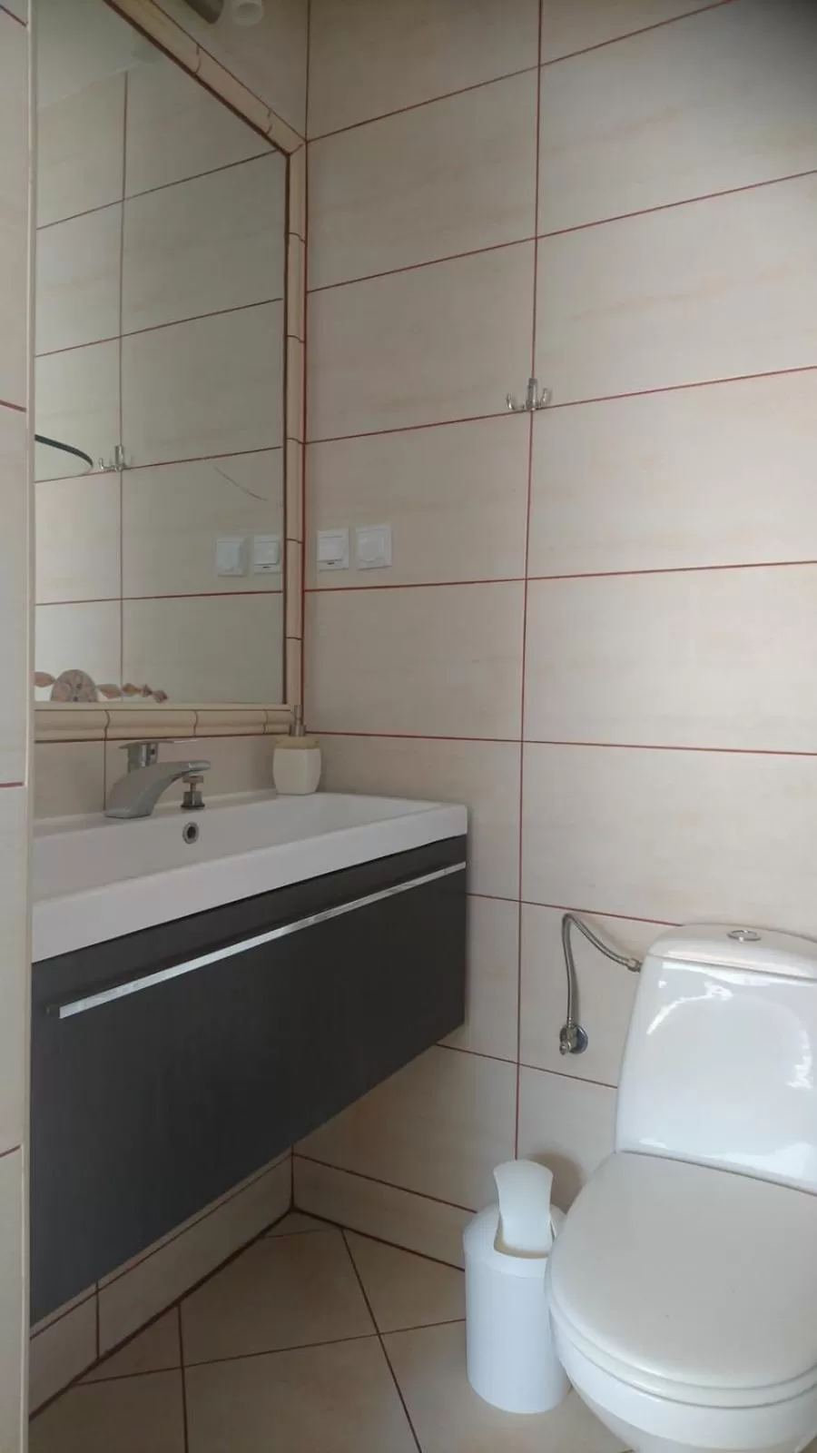 Photo of the whole room in Willa Sarenka