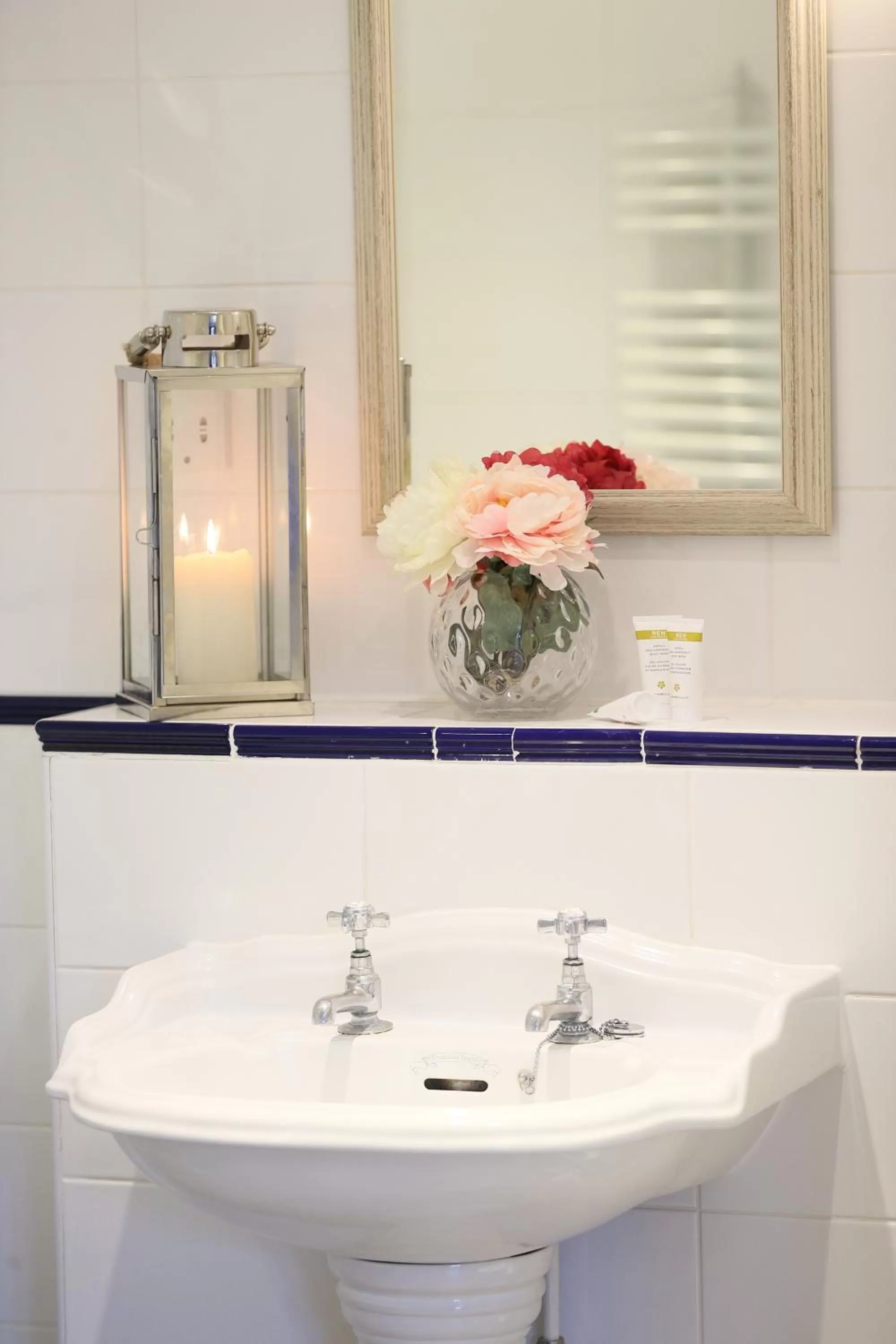 Bathroom in The Bunk Inn