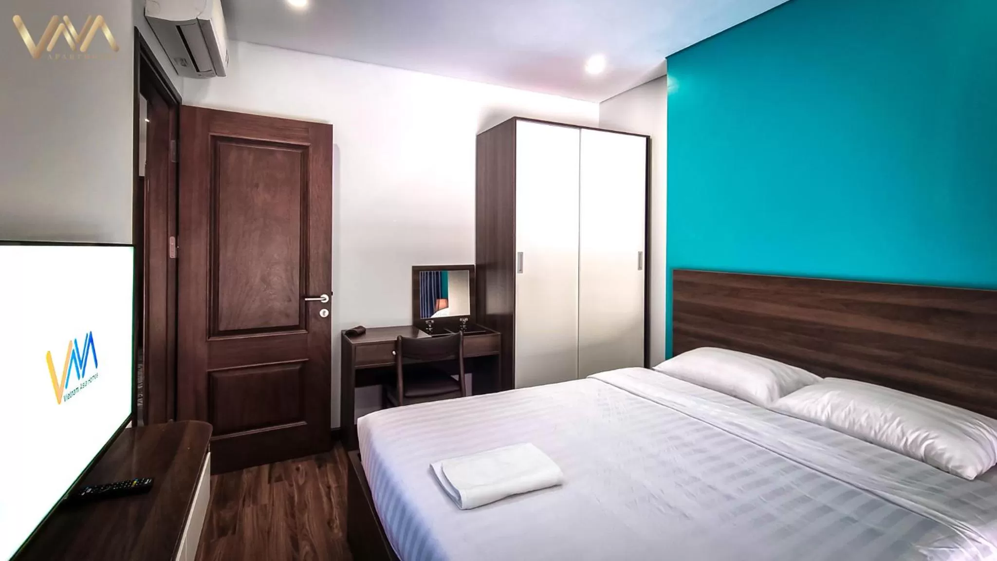 Bed in VNAHOMES APARTHOTEL