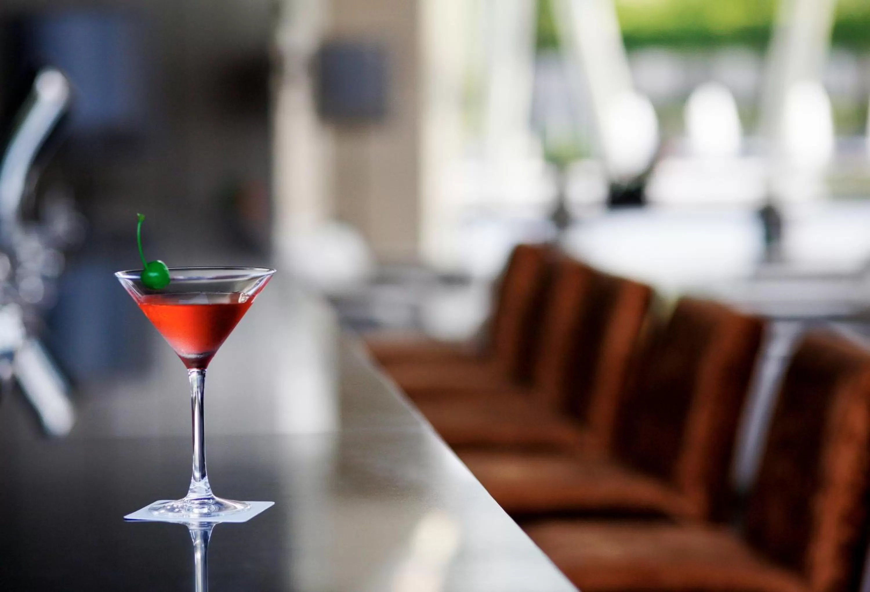 Lounge or bar in Crowne Plaza Guangzhou Huadu by IHG