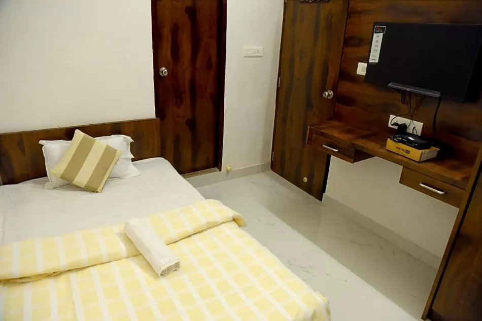 Bed in Royal Heritage Haveli Udaipur