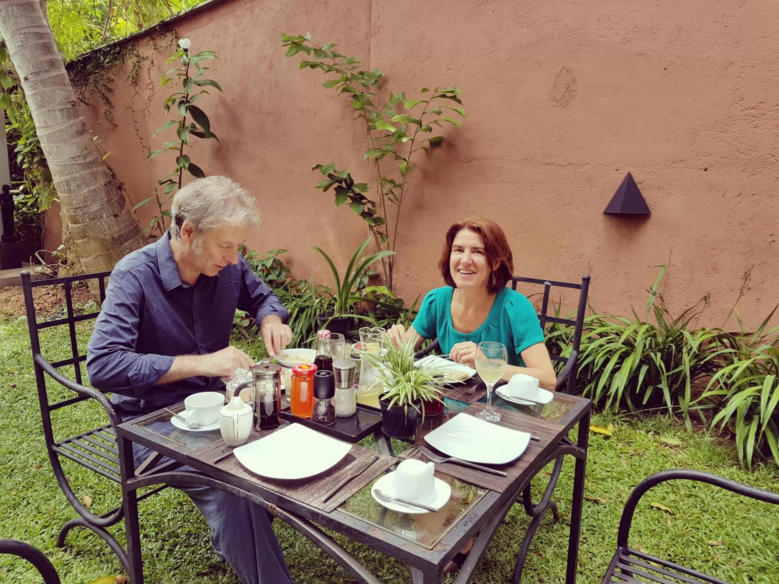 Restaurant/places to eat in Highbury Colombo