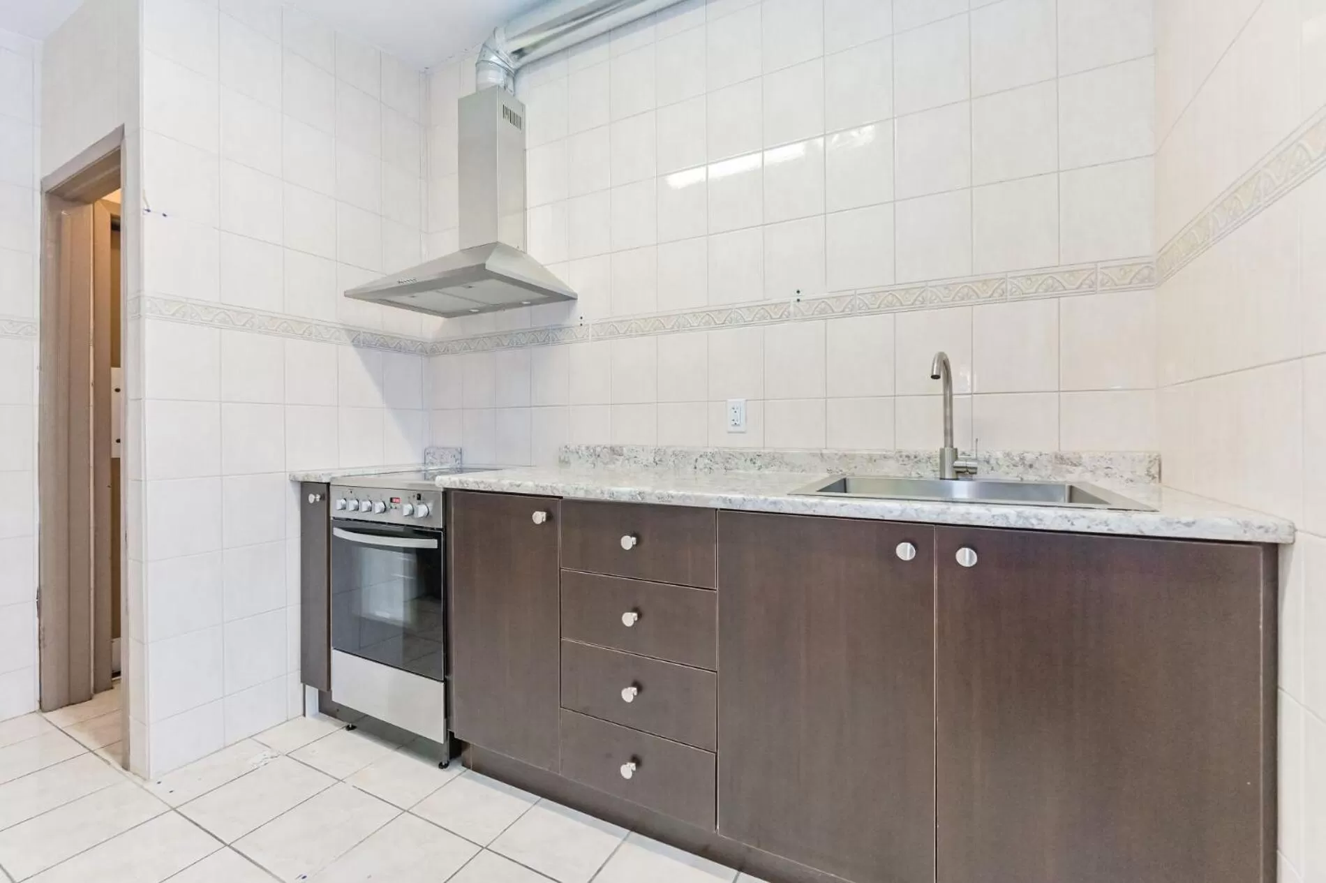 Kitchen or kitchenette in King Hotel