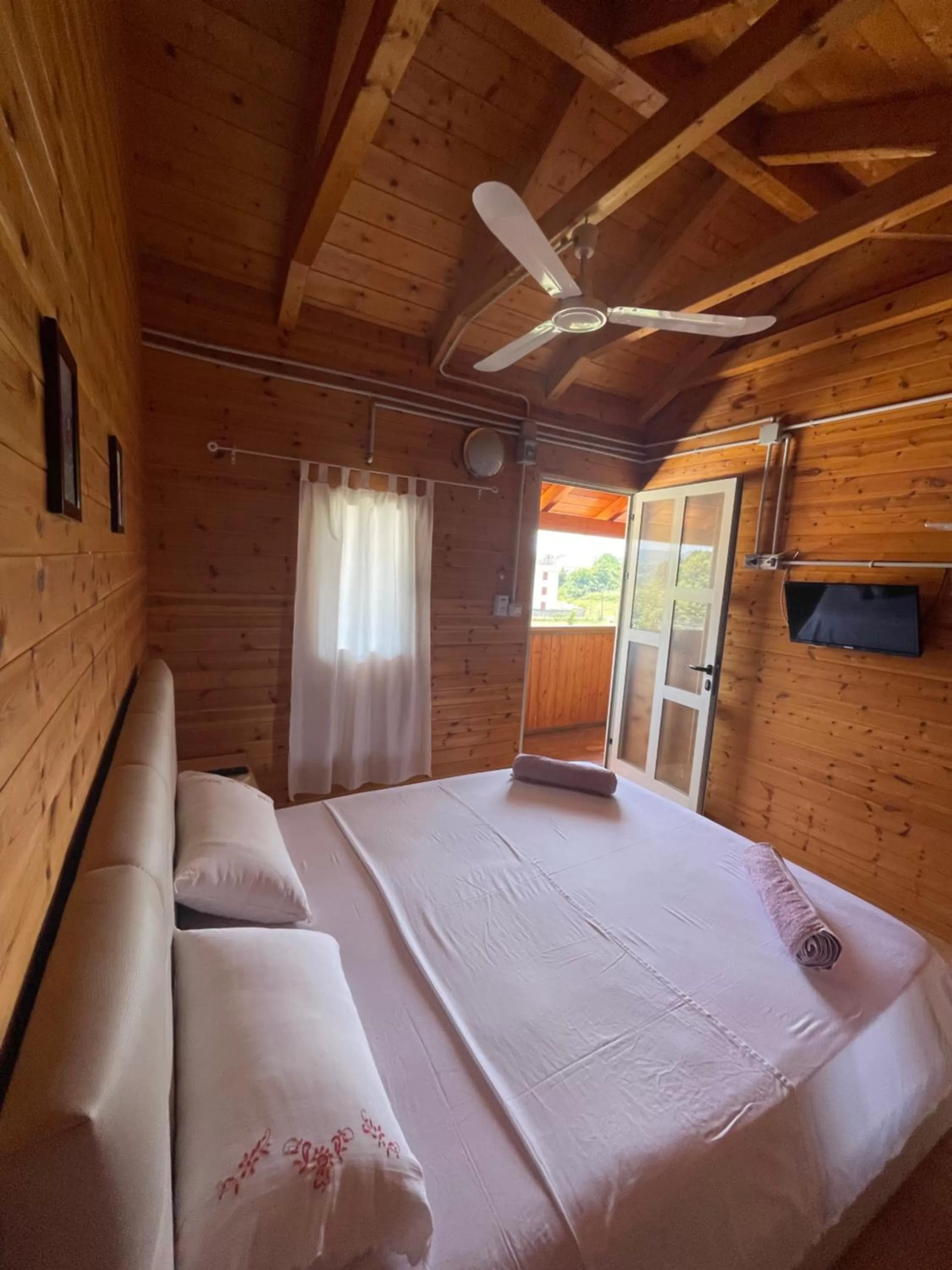 Bedroom in Vila Livio - Guest house Rreshen Mirdite