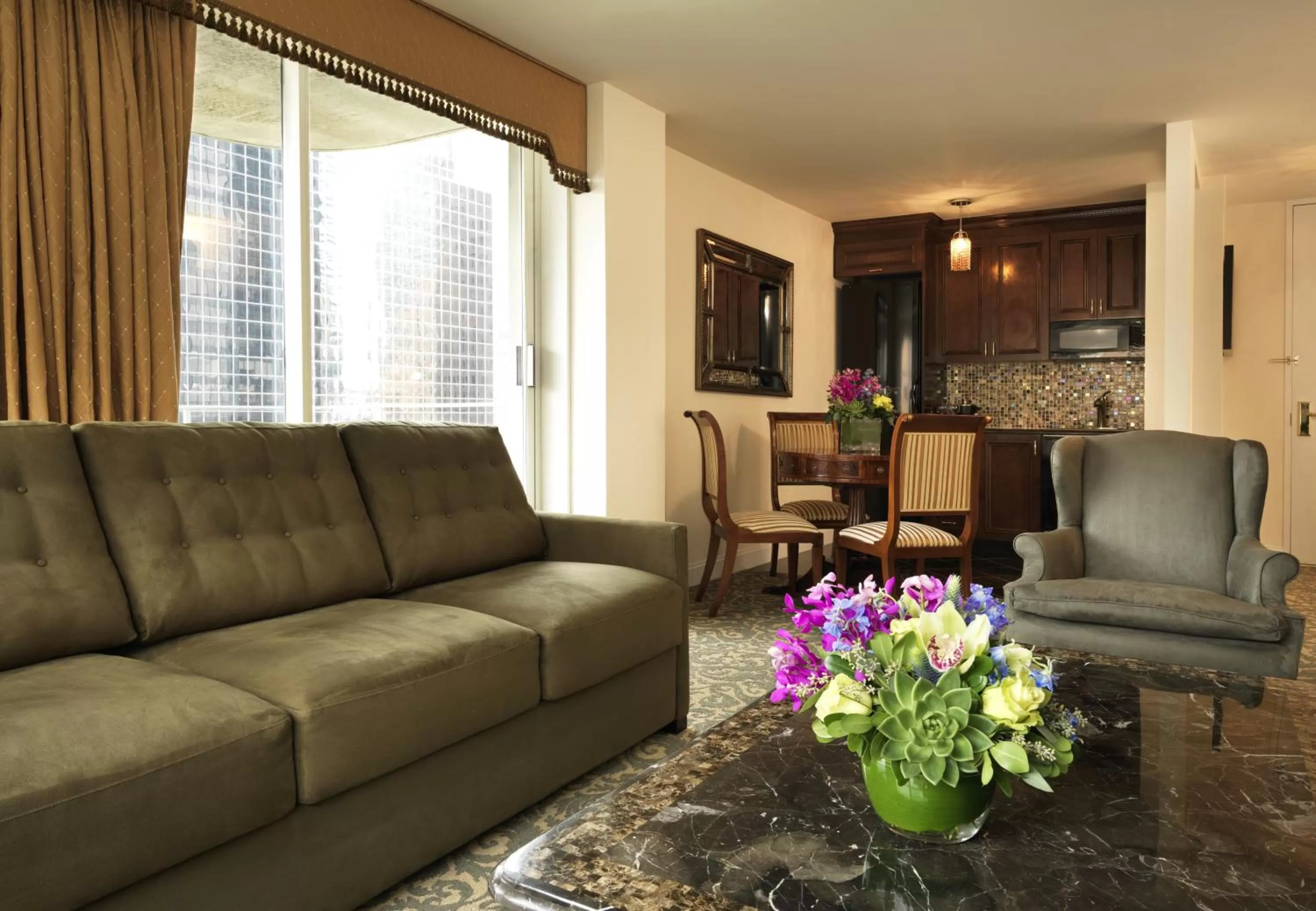 Living room, Seating Area in The Kimberly Hotel