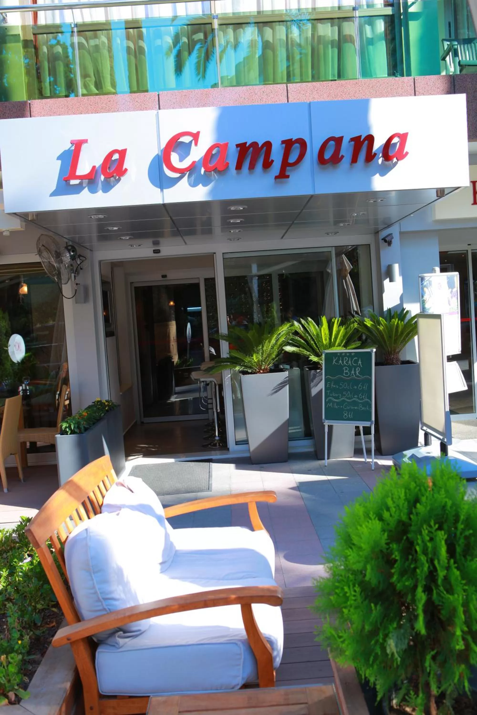 Facade/entrance in Karaca Hotel