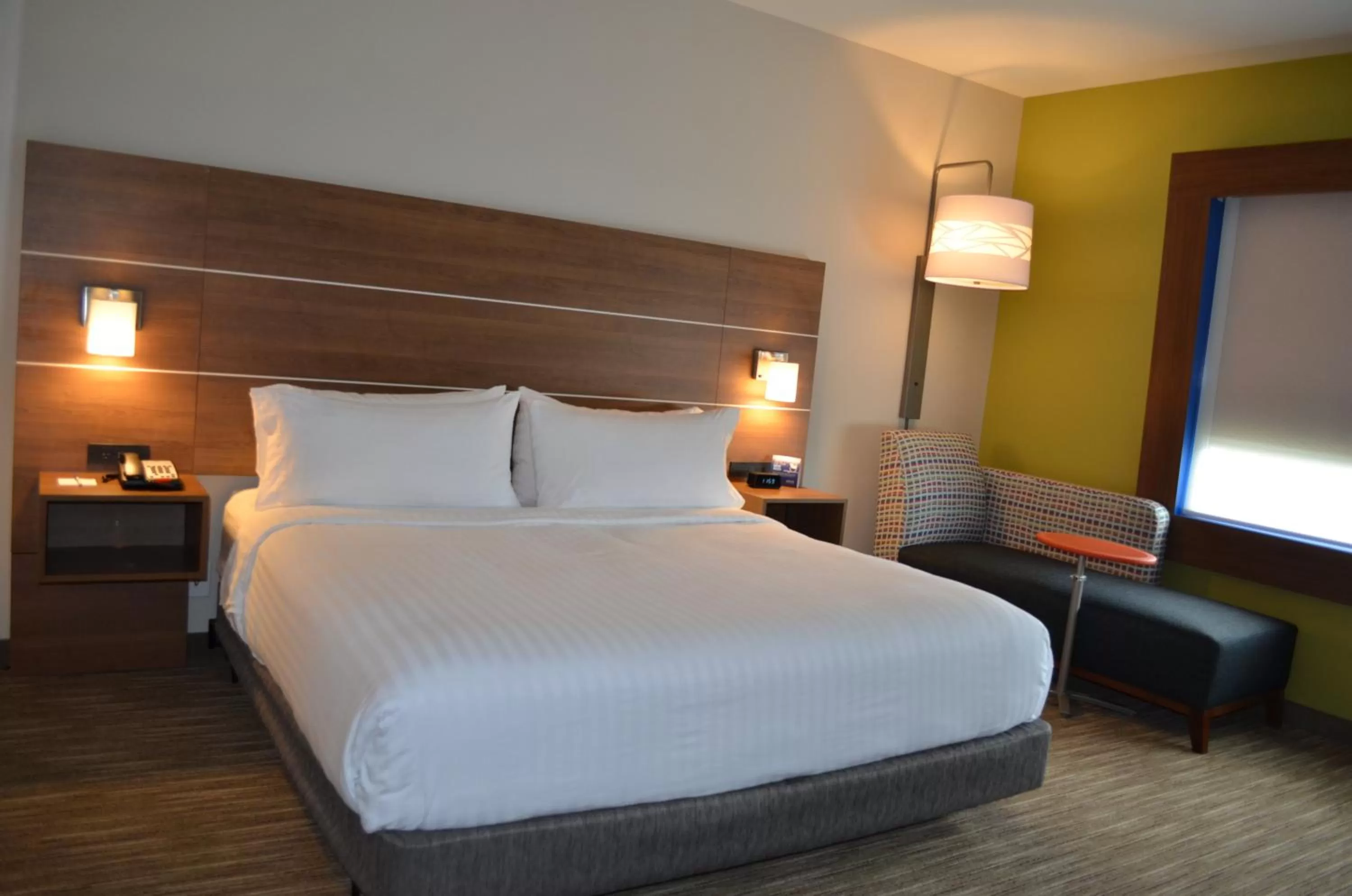 Photo of the whole room, Bed in Holiday Inn Express & Suites - Charlotte NE - University Area by IHG