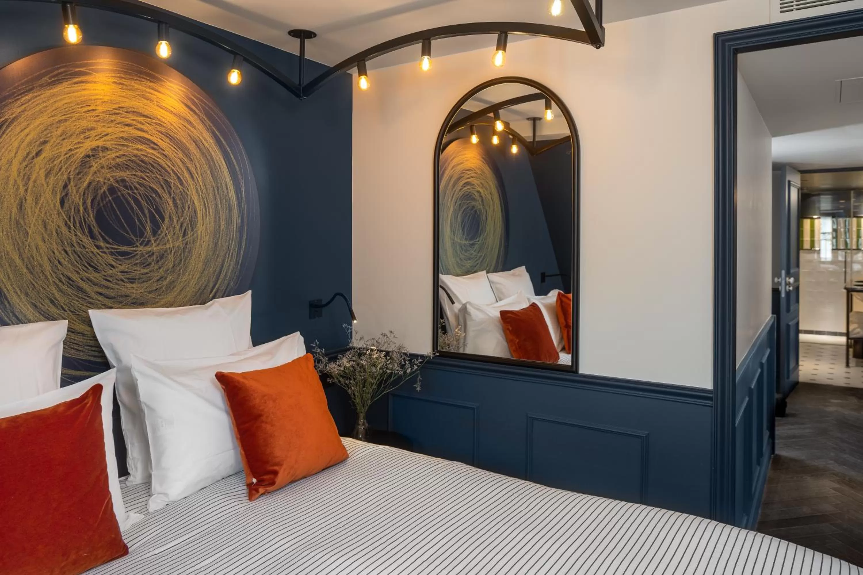 Bedroom, Bed in Chouchou Hotel