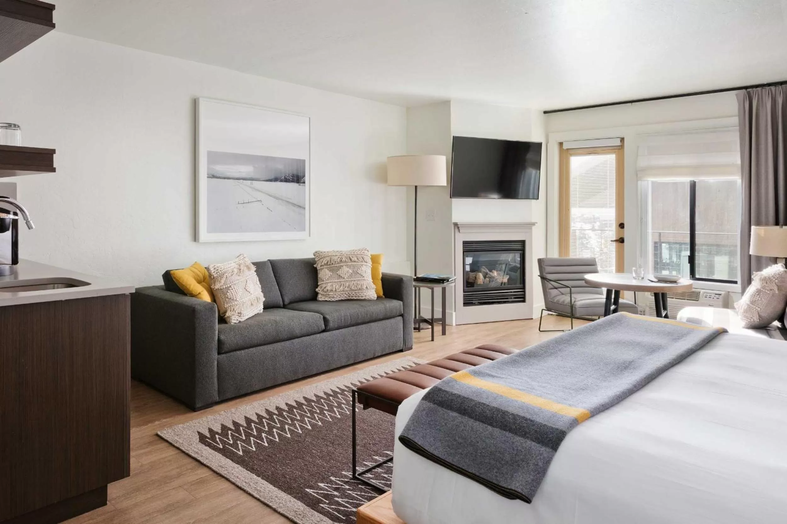 Bedroom, Bed in Gravity Haus Jackson Hole