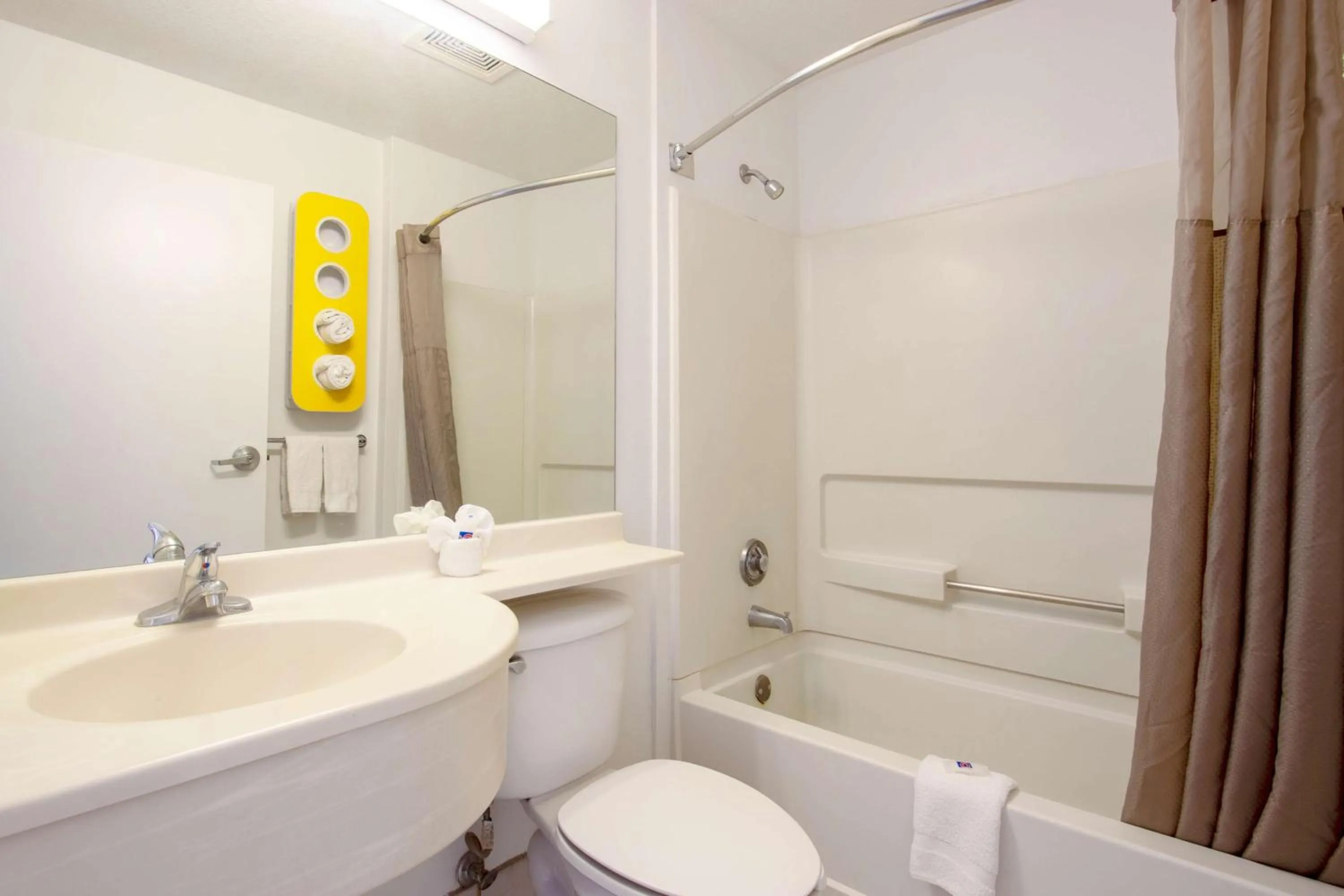 Bathroom in Motel 6-El Paso, TX - Southeast