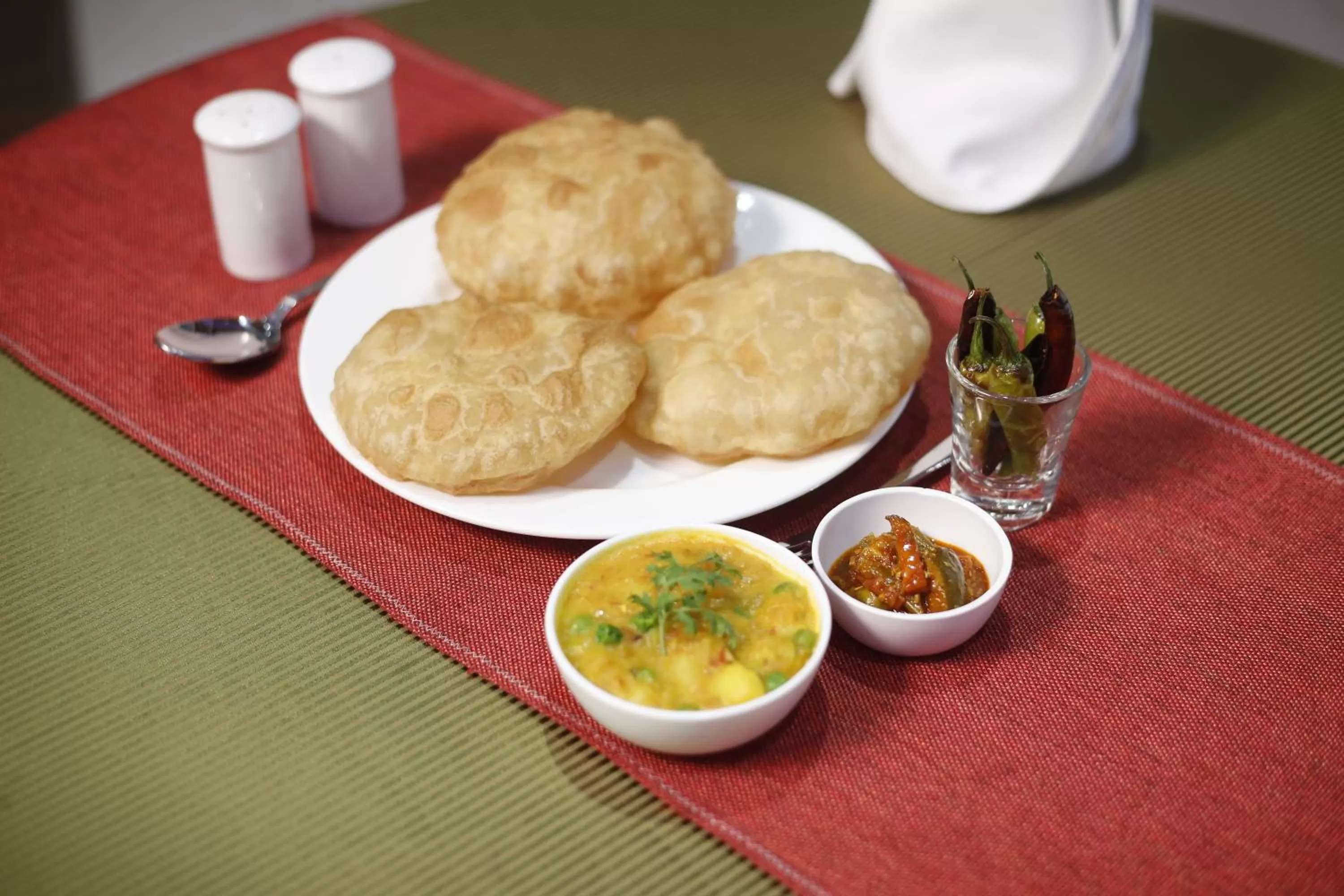 Breakfast in Hotel Cama