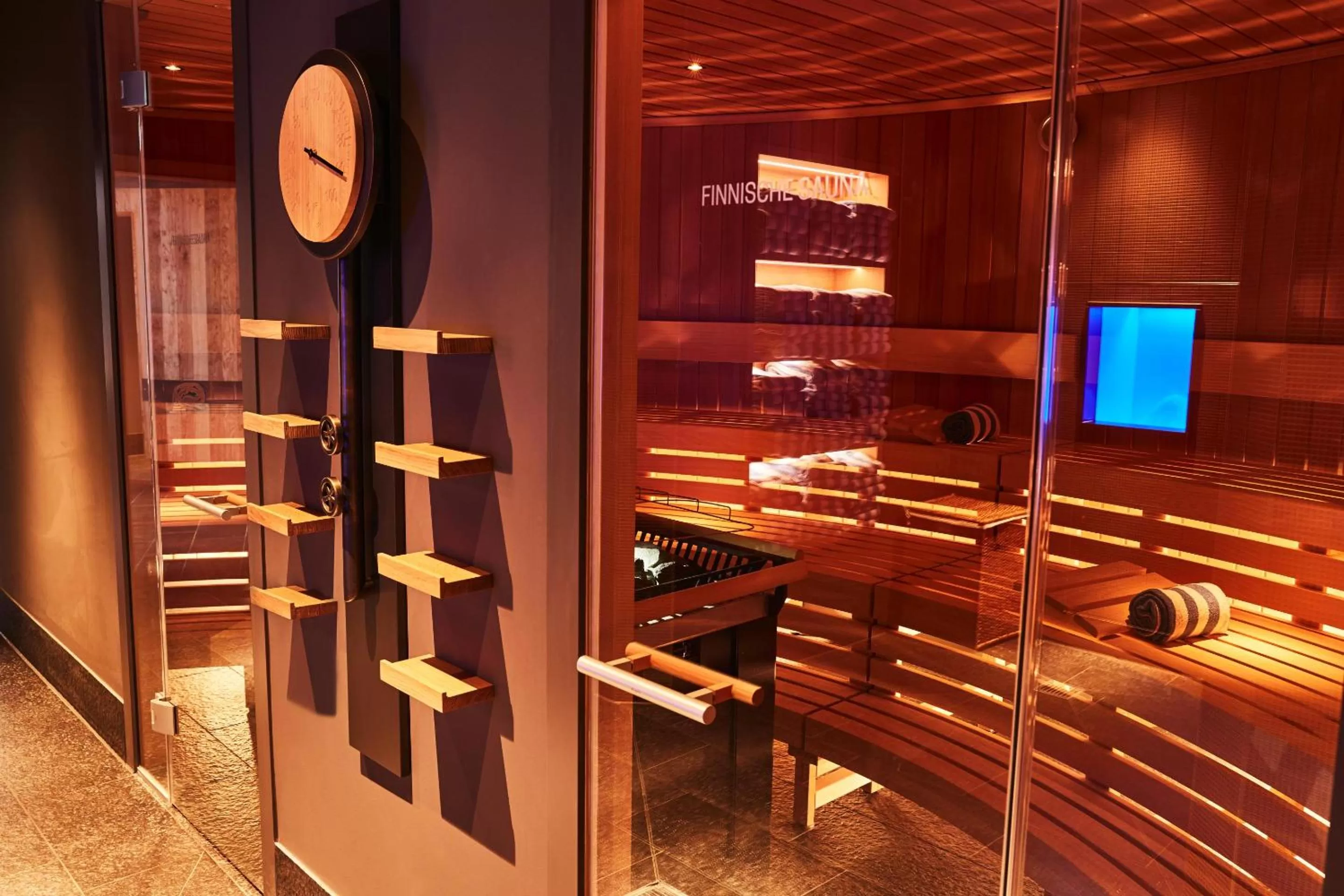 Sauna in Steigenberger Hotel München