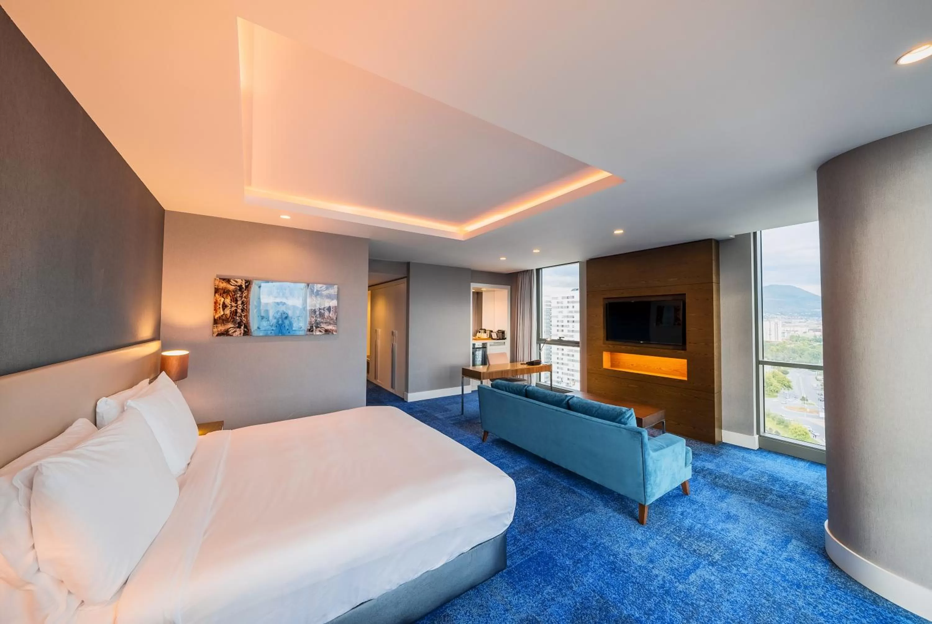 Photo of the whole room, Bed in Radisson Blu Hotel, Kayseri