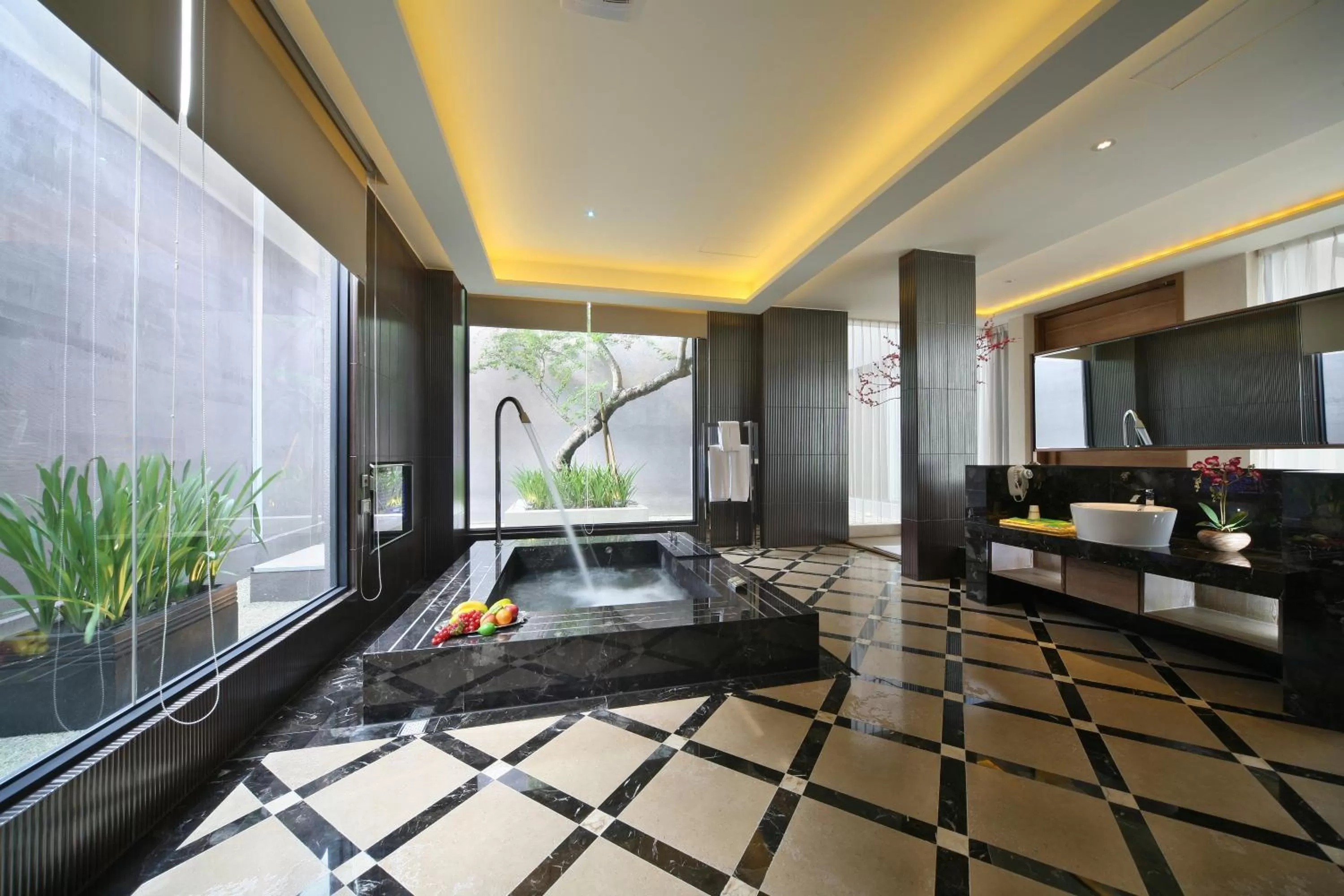 Bathroom in Han Guan Motel