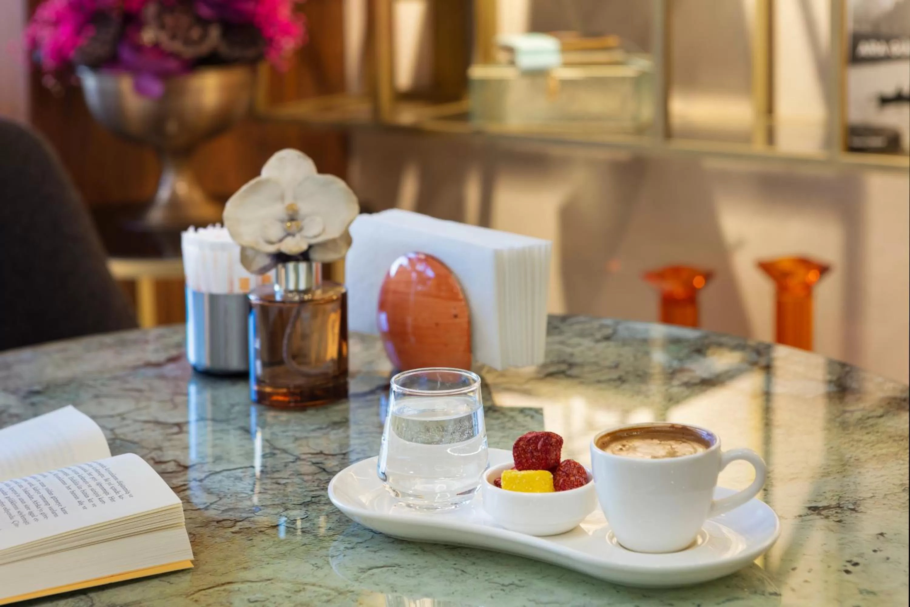 Coffee/tea facilities in Buem Hotel Koşuyolu