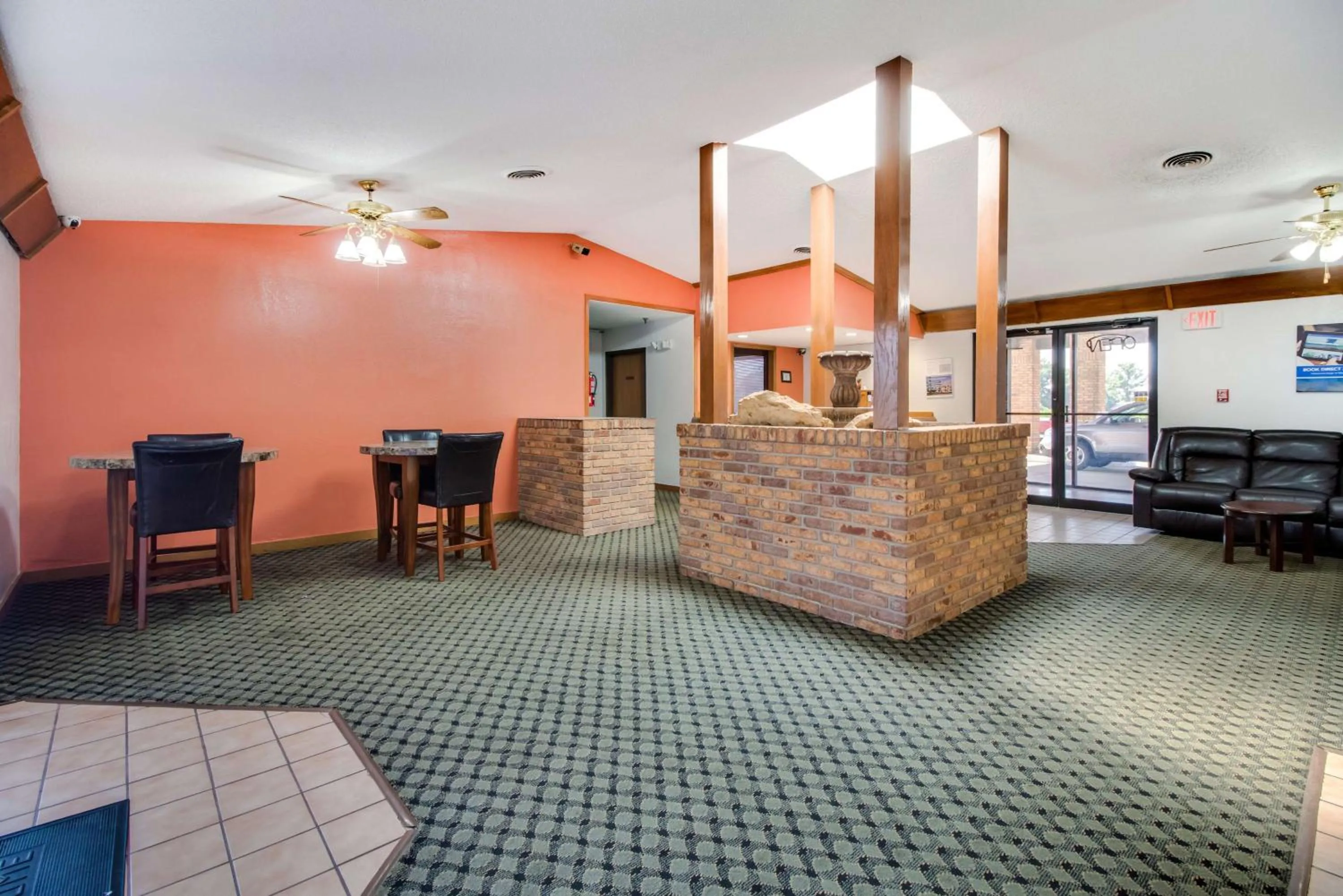 Lobby or reception in Motel 6-Marion, IL